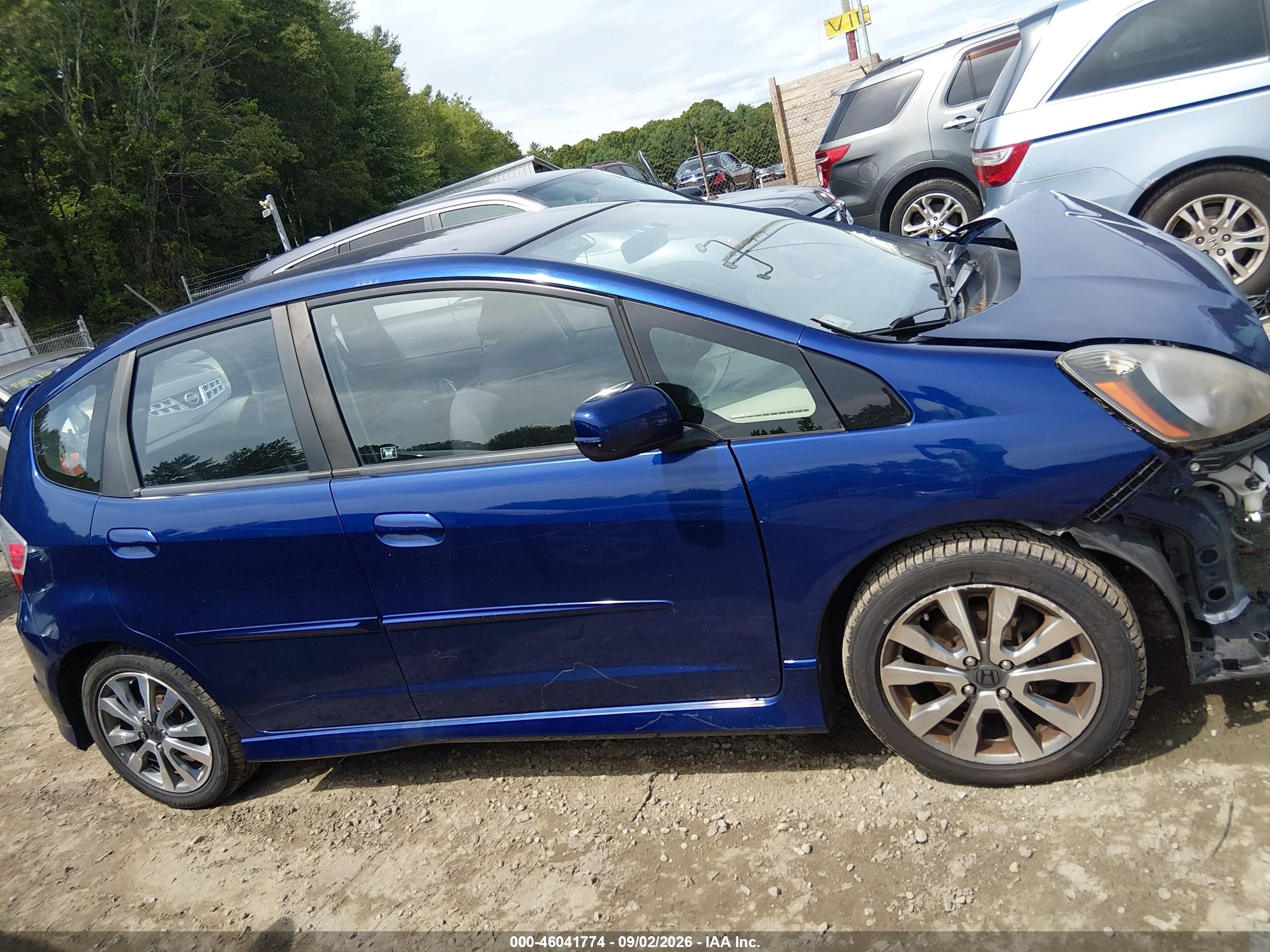 2013 Honda Fit Sport Blue vin: JHMGE8H54DC035402