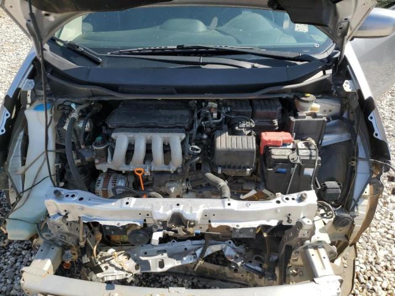 2013 Honda Fit Sport Silver vin: JHMGE8H54DC052880