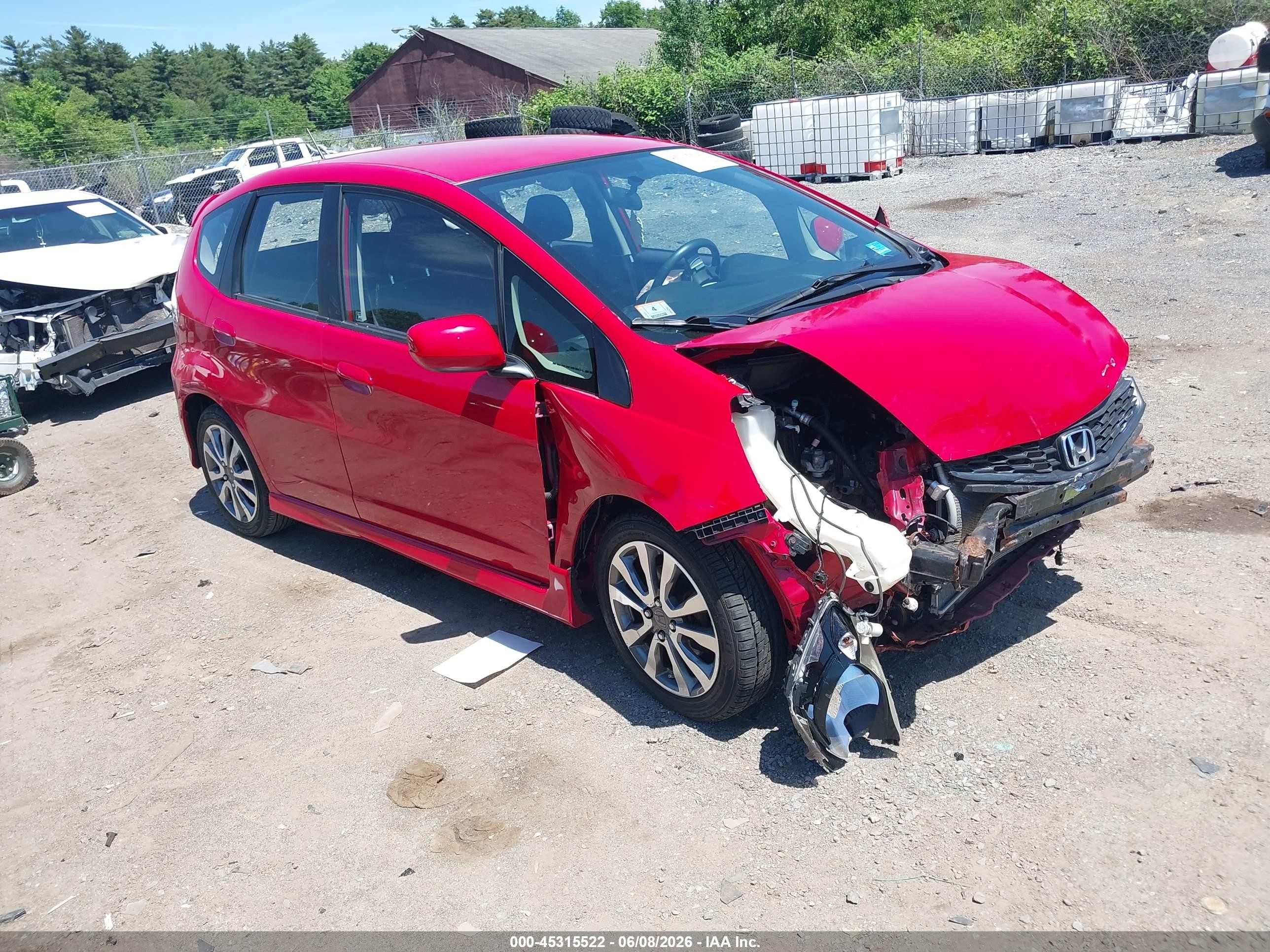 2013 Honda Fit Sport Red vin: JHMGE8H54DC060705