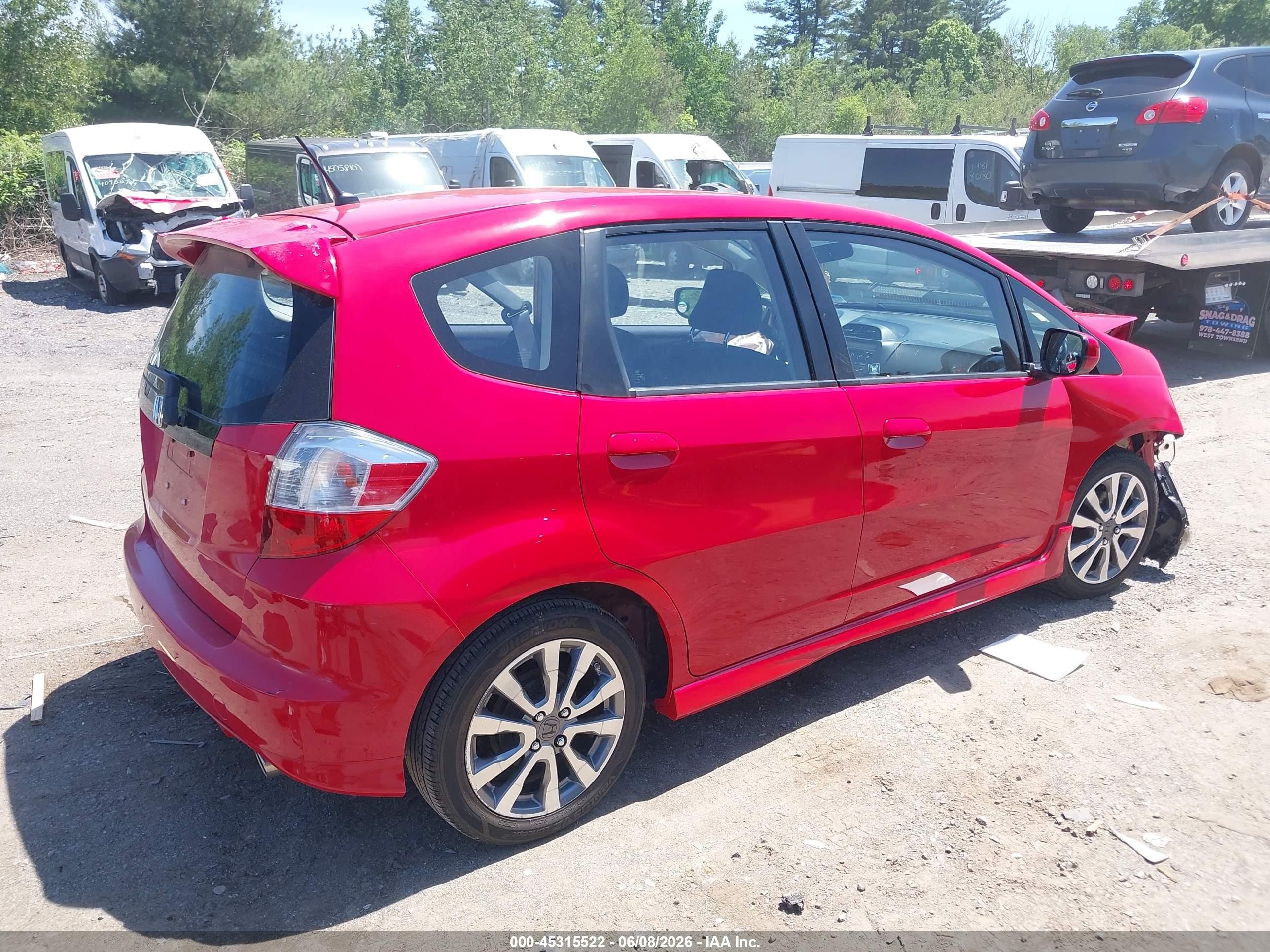 2013 Honda Fit Sport Red vin: JHMGE8H54DC060705