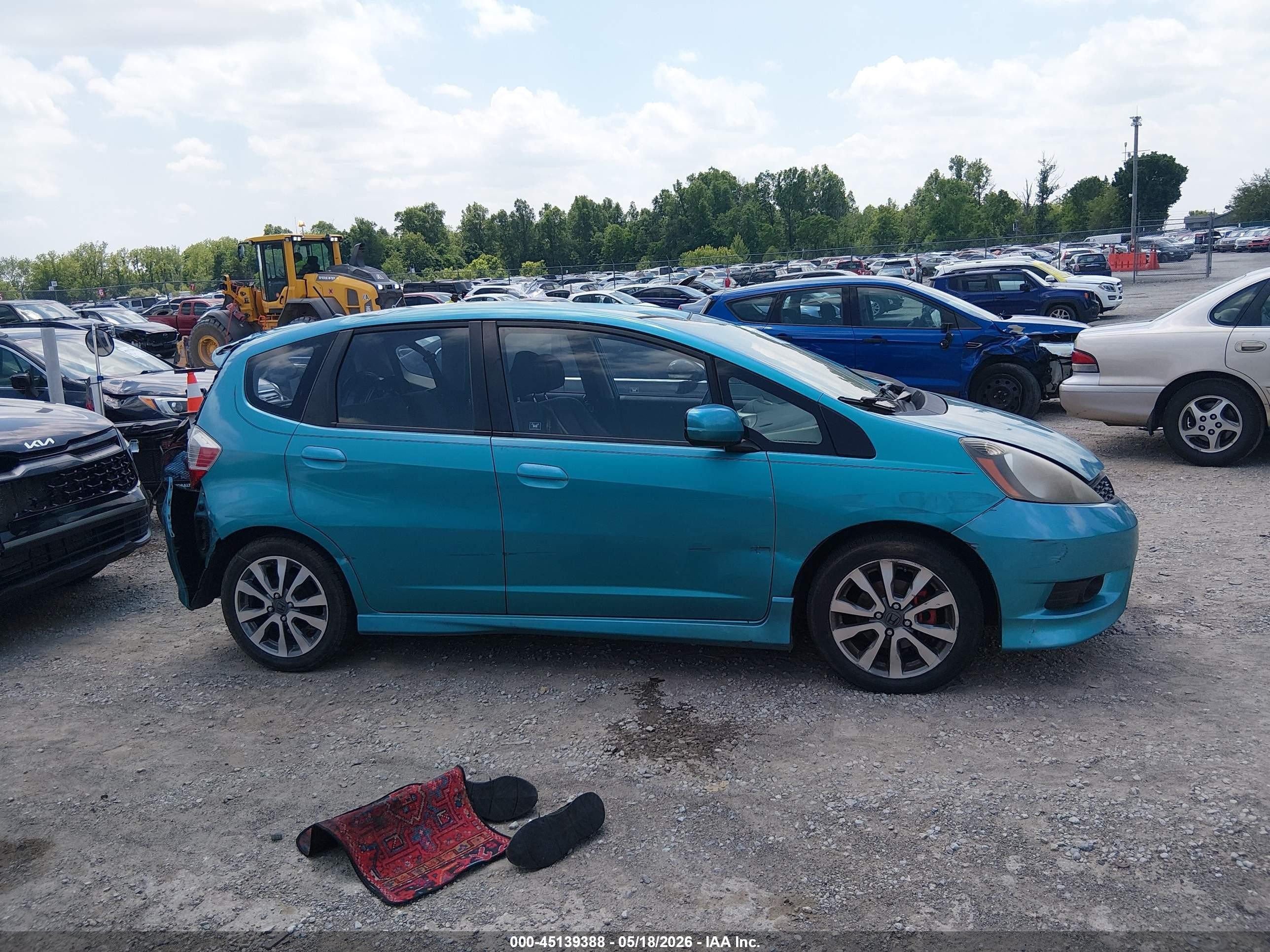 2013 Honda Fit Sport Blue vin: JHMGE8H54DC062437