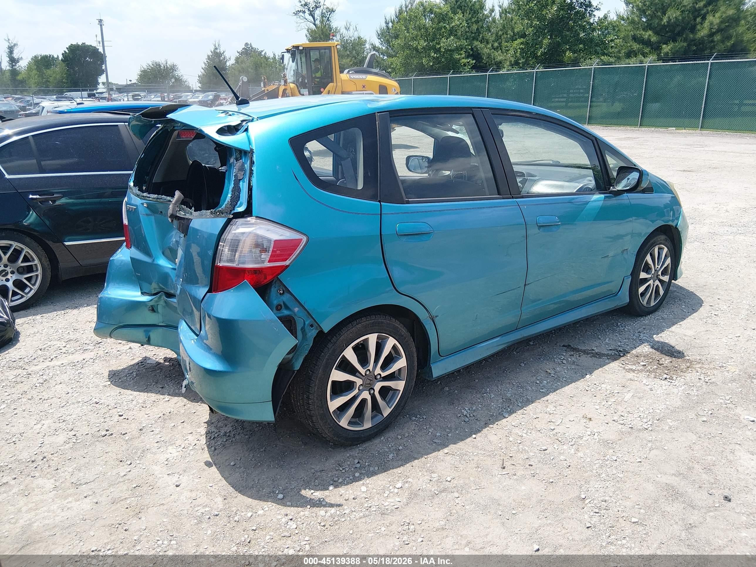 2013 Honda Fit Sport Blue vin: JHMGE8H54DC062437