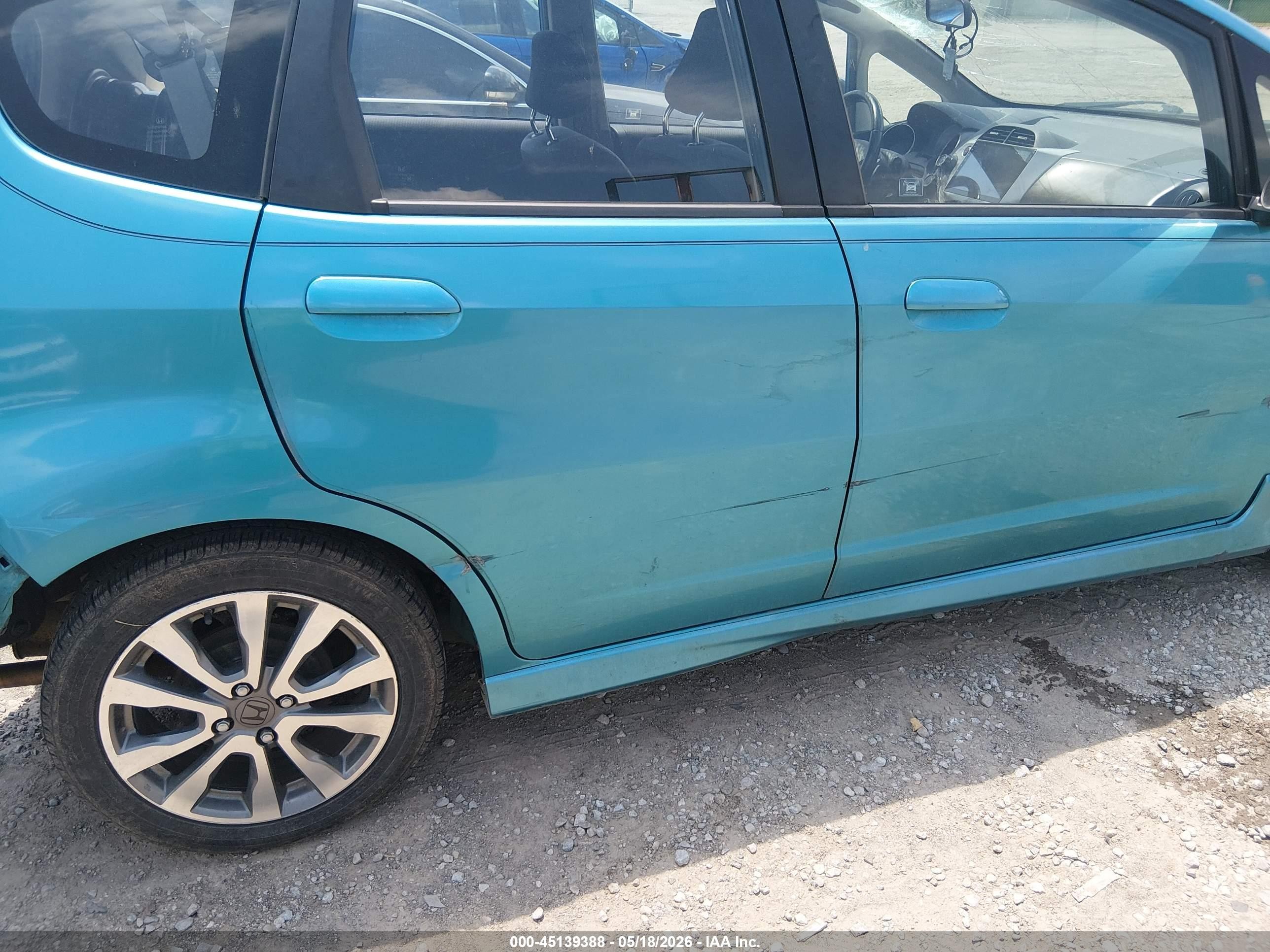 2013 Honda Fit Sport Blue vin: JHMGE8H54DC062437