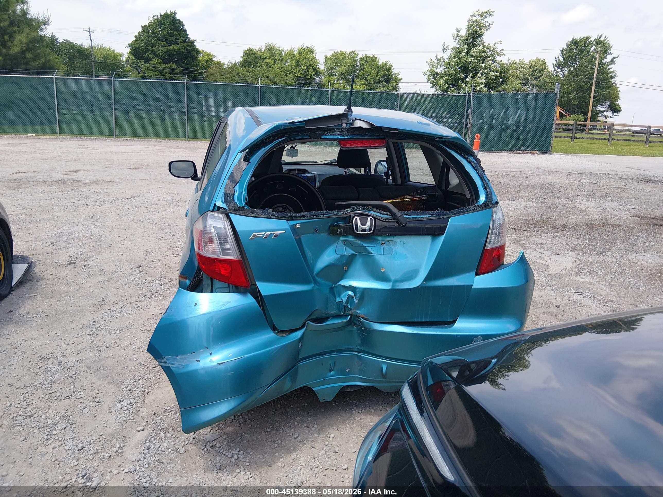 2013 Honda Fit Sport Blue vin: JHMGE8H54DC062437