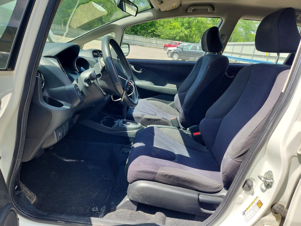 2013 Honda Fit Sport Белый vin: JHMGE8H54DC071090