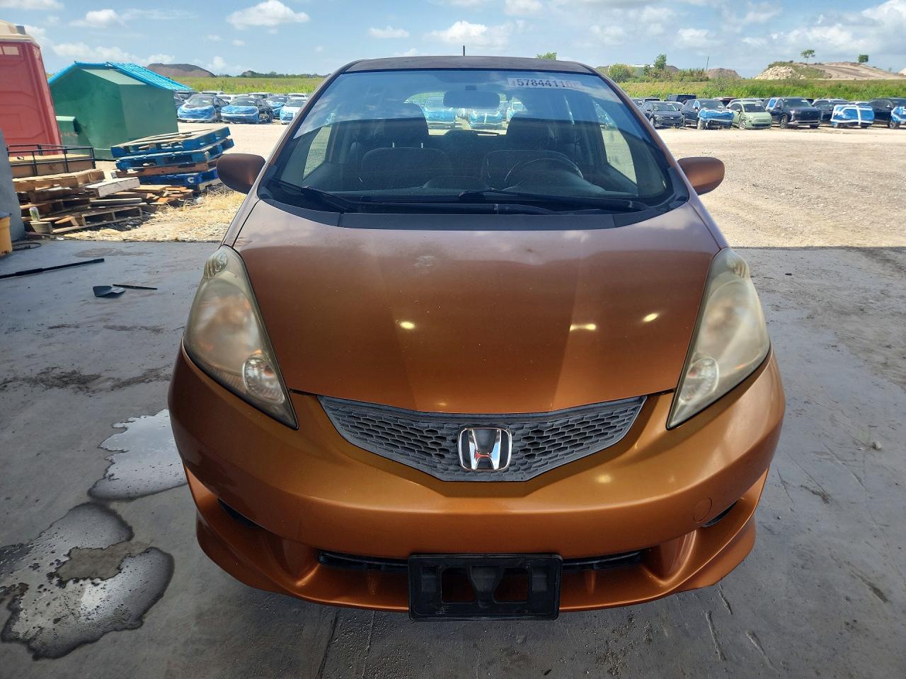 2011 Honda Fit Sport Orange vin: JHMGE8H55BC012630