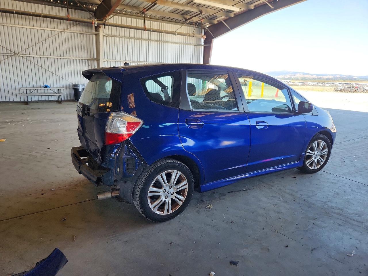 2011 Honda Fit Sport Blue vin: JHMGE8H55BC020744