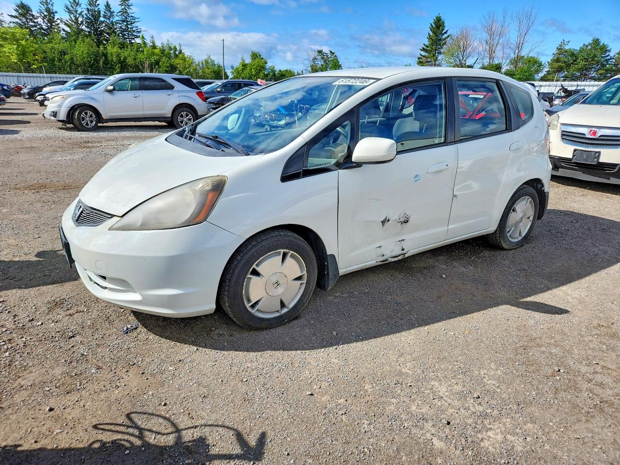 2011 Honda Fit White vin: JHMGE8H55BC801375