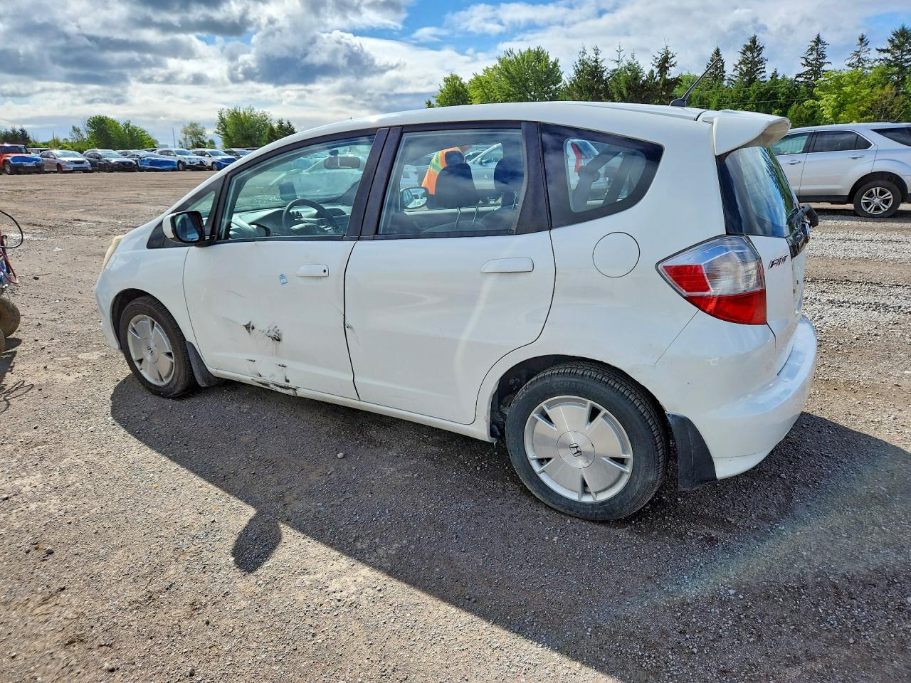 2011 Honda Fit White vin: JHMGE8H55BC801375