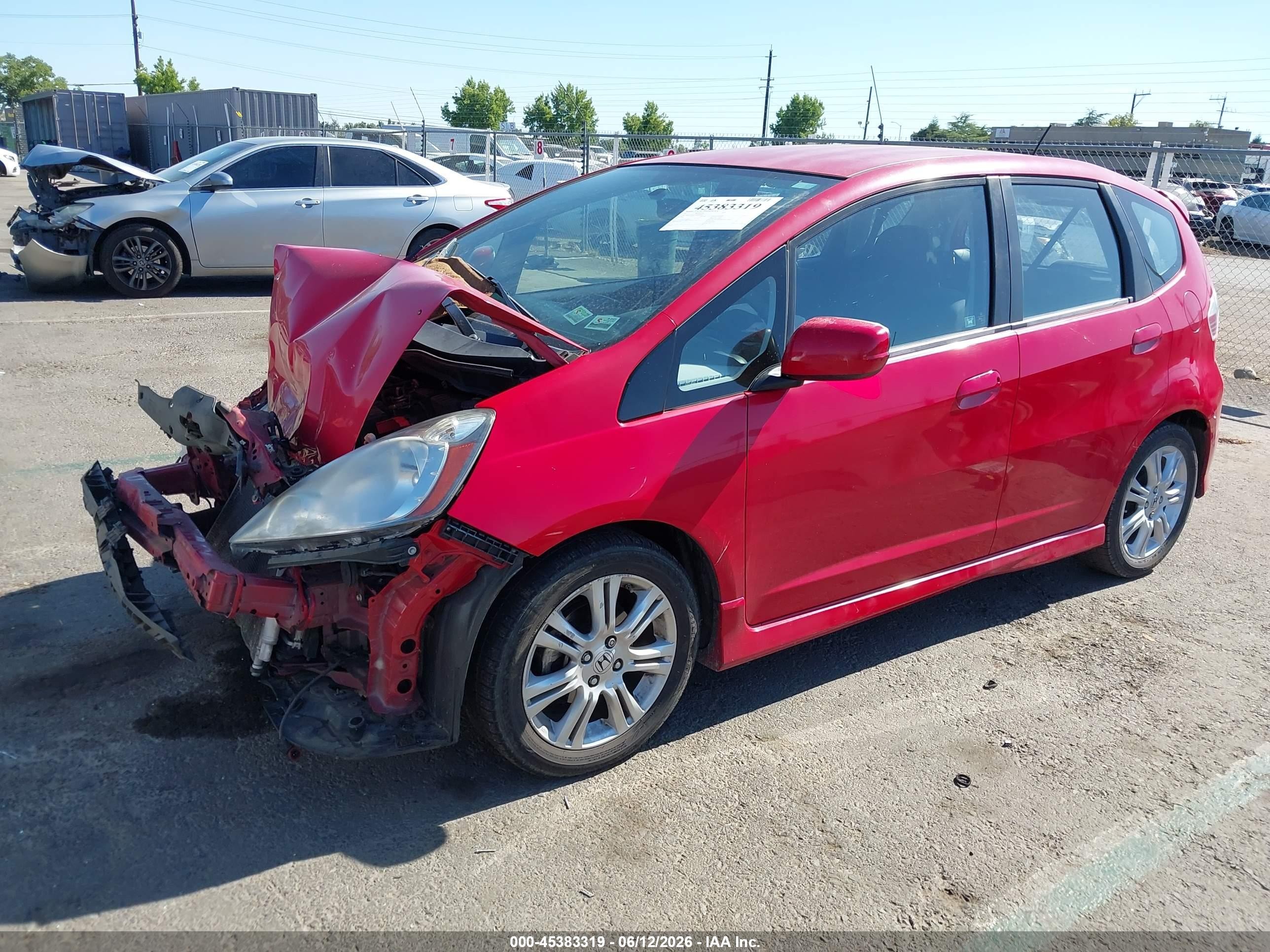 2011 Honda Fit Sport Red vin: JHMGE8H55BS003562