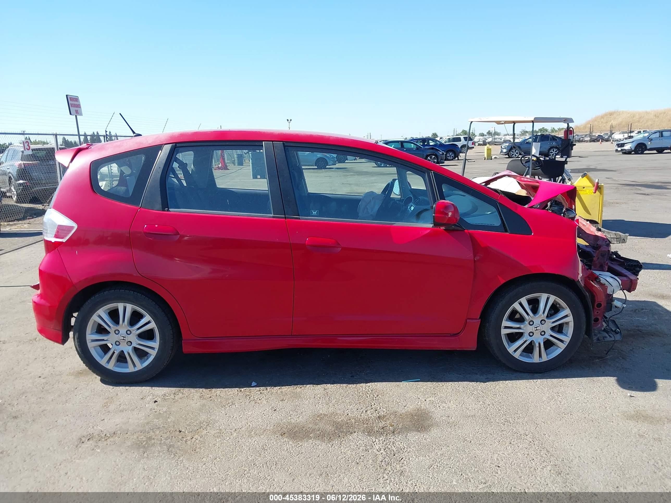 2011 Honda Fit Sport Red vin: JHMGE8H55BS003562