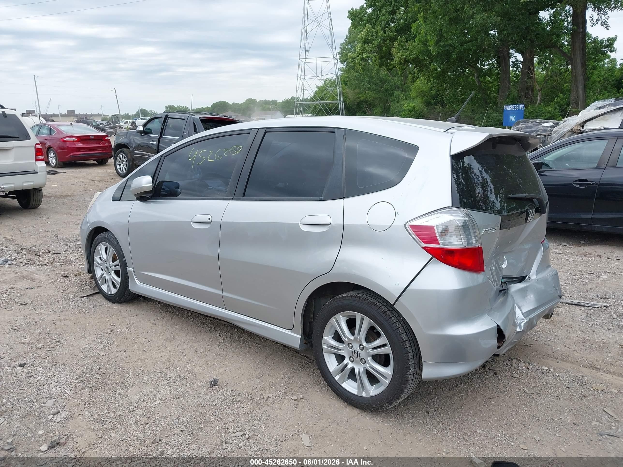 2011 Honda Fit Sport Silver vin: JHMGE8H55BS004775
