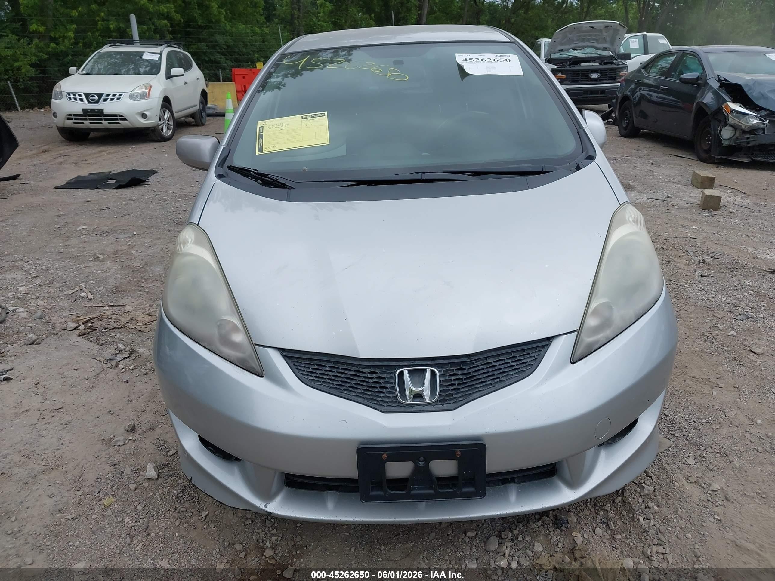 2011 Honda Fit Sport Silver vin: JHMGE8H55BS004775