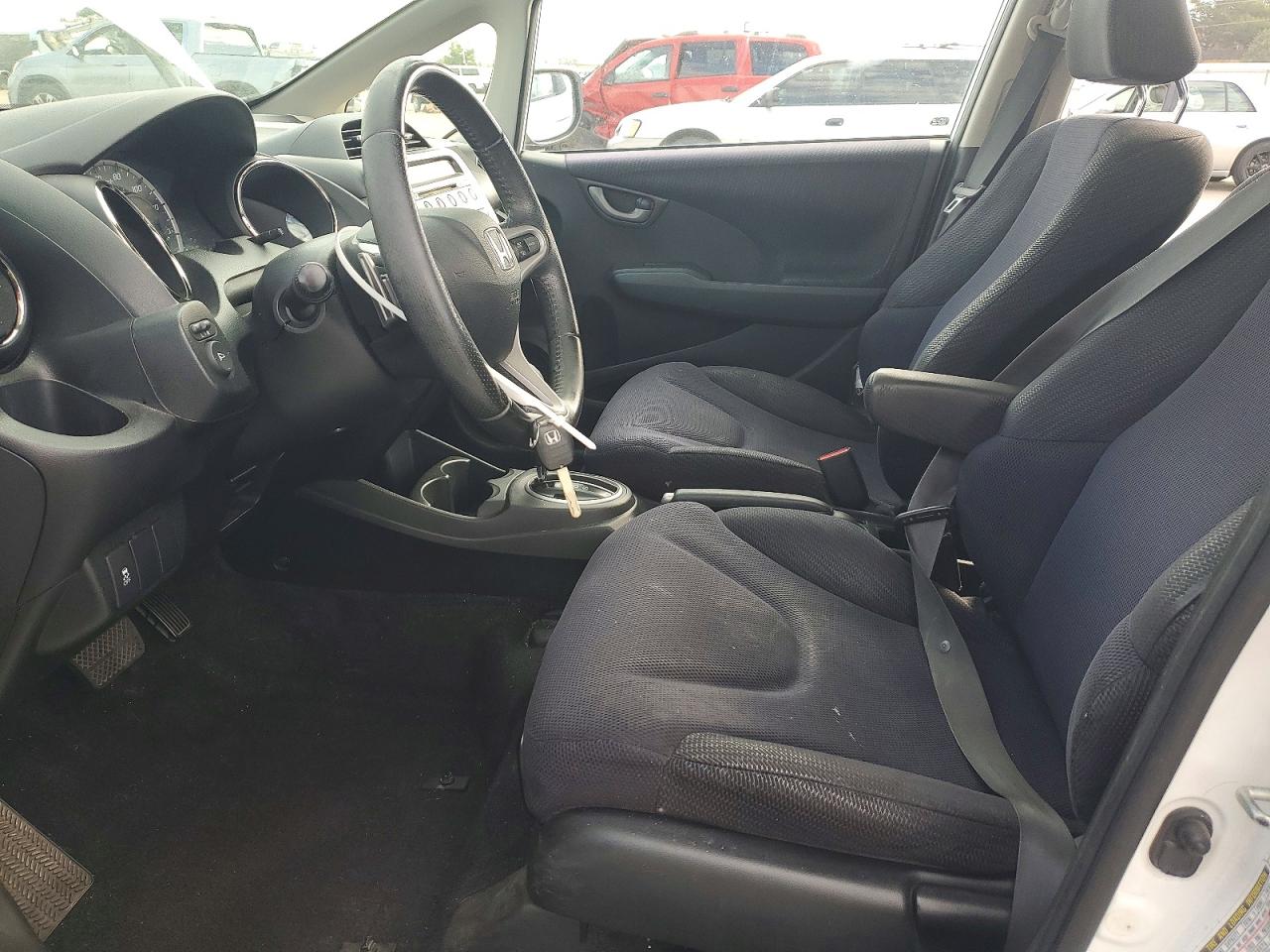 2012 Honda Fit Sport White vin: JHMGE8H55CC000589