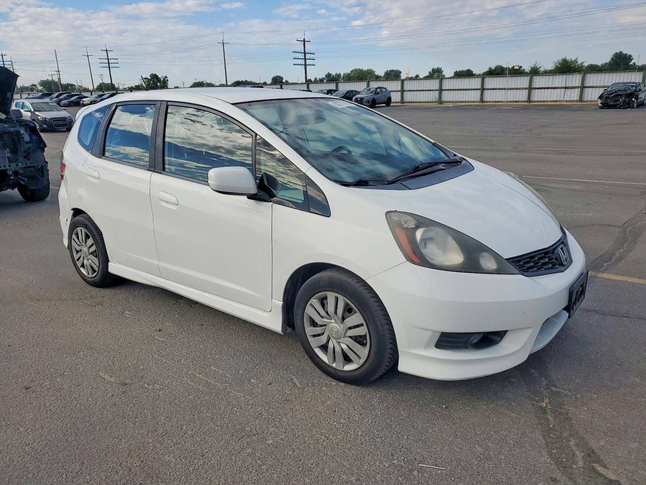2012 Honda Fit Sport White vin: JHMGE8H55CC000589