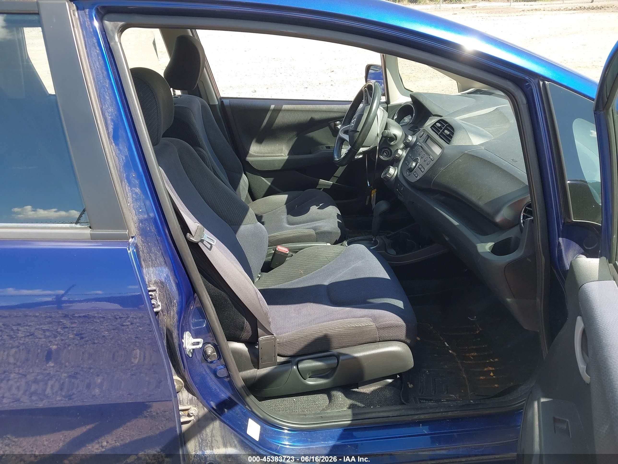2013 Honda Fit Sport Blue vin: JHMGE8H55DC030533