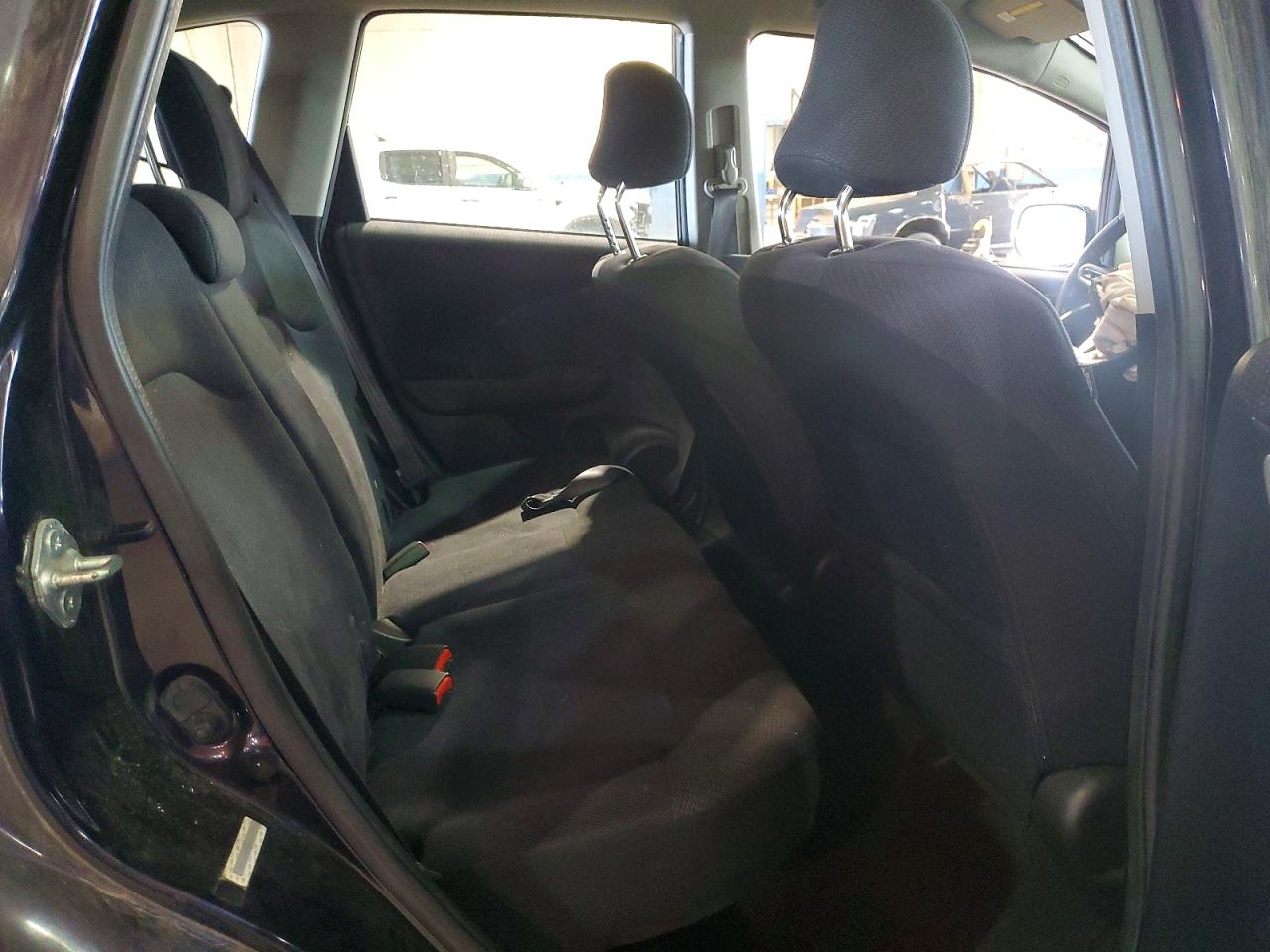 2013 Honda Fit Sport Purple vin: JHMGE8H55DC041399