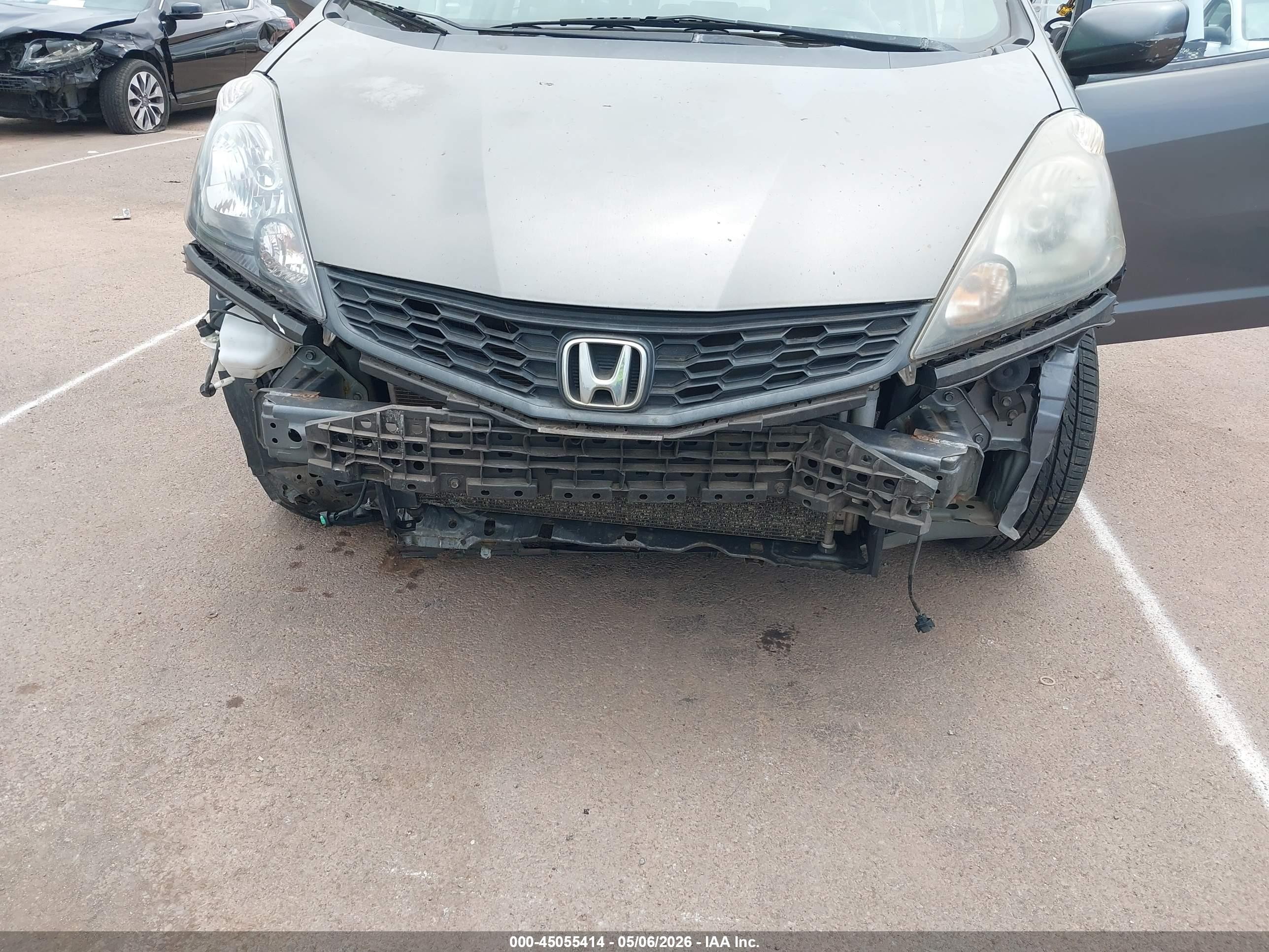 2013 Honda Fit Sport Gray vin: JHMGE8H55DC043184