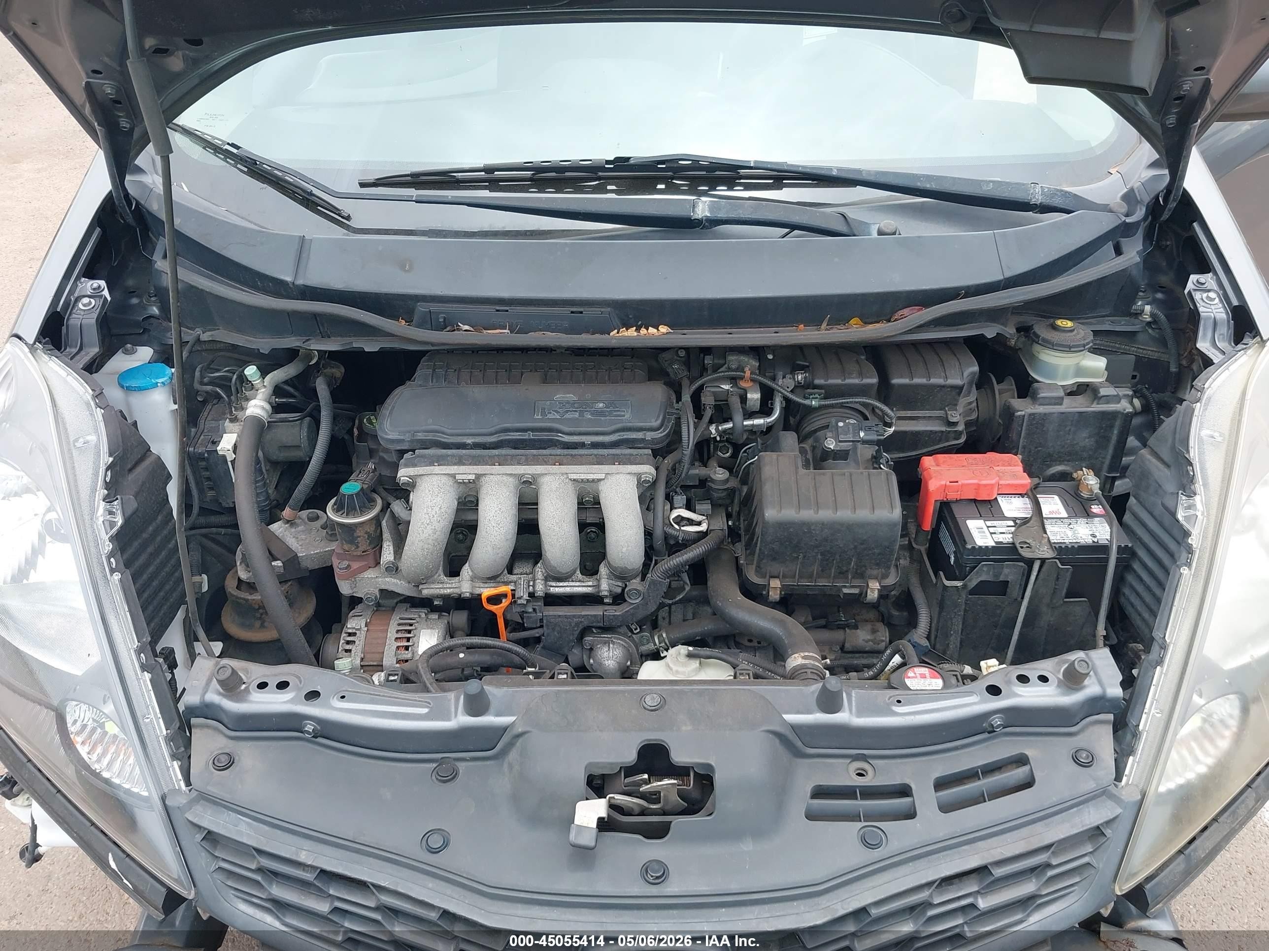 2013 Honda Fit Sport Gray vin: JHMGE8H55DC043184