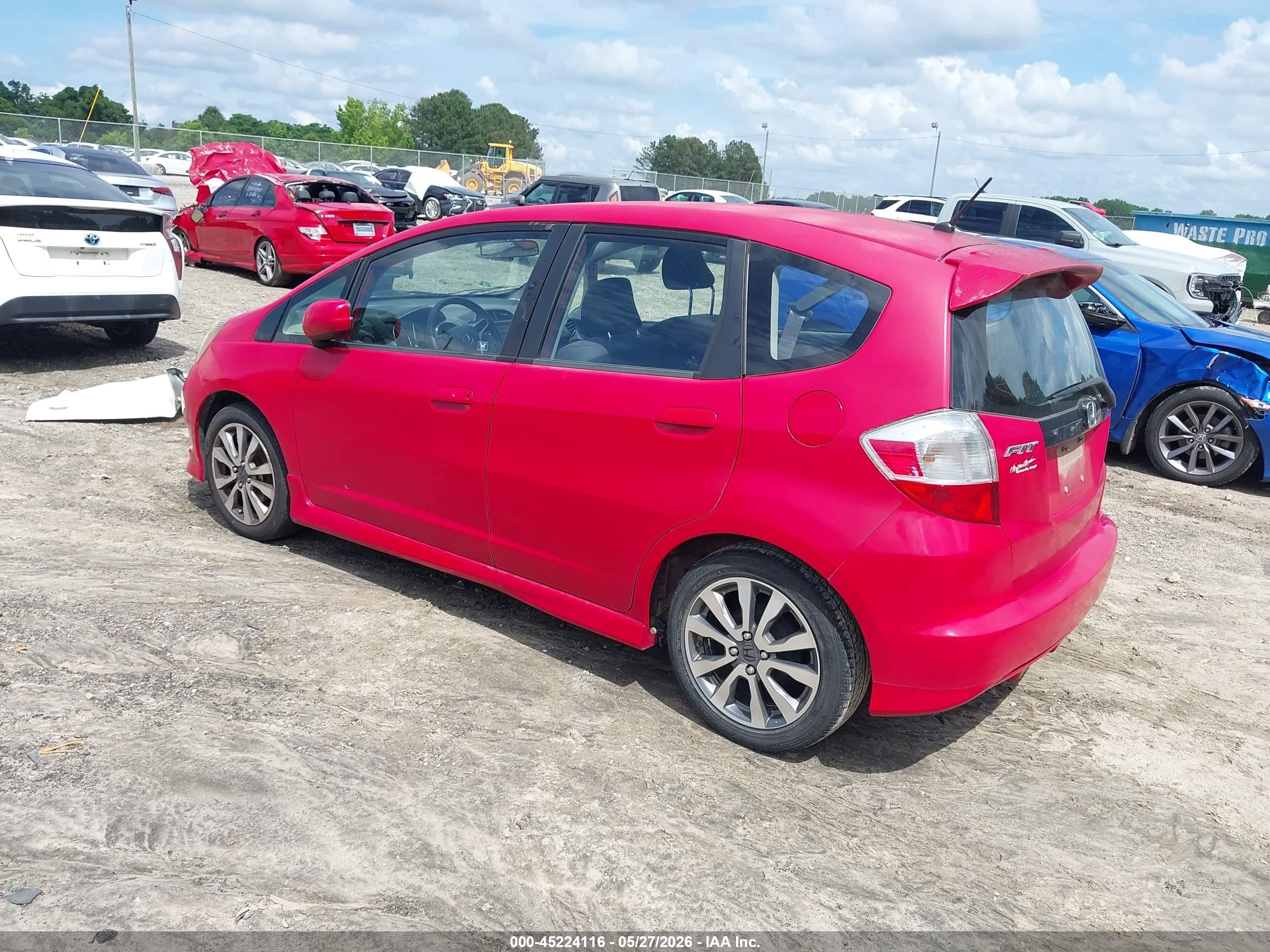 2013 Honda Fit Sport Red vin: JHMGE8H55DC071292