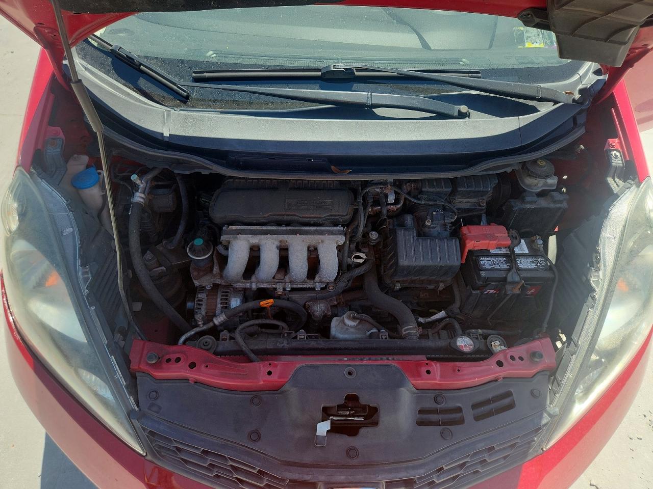 2013 Honda Fit Sport Red vin: JHMGE8H55DC071955