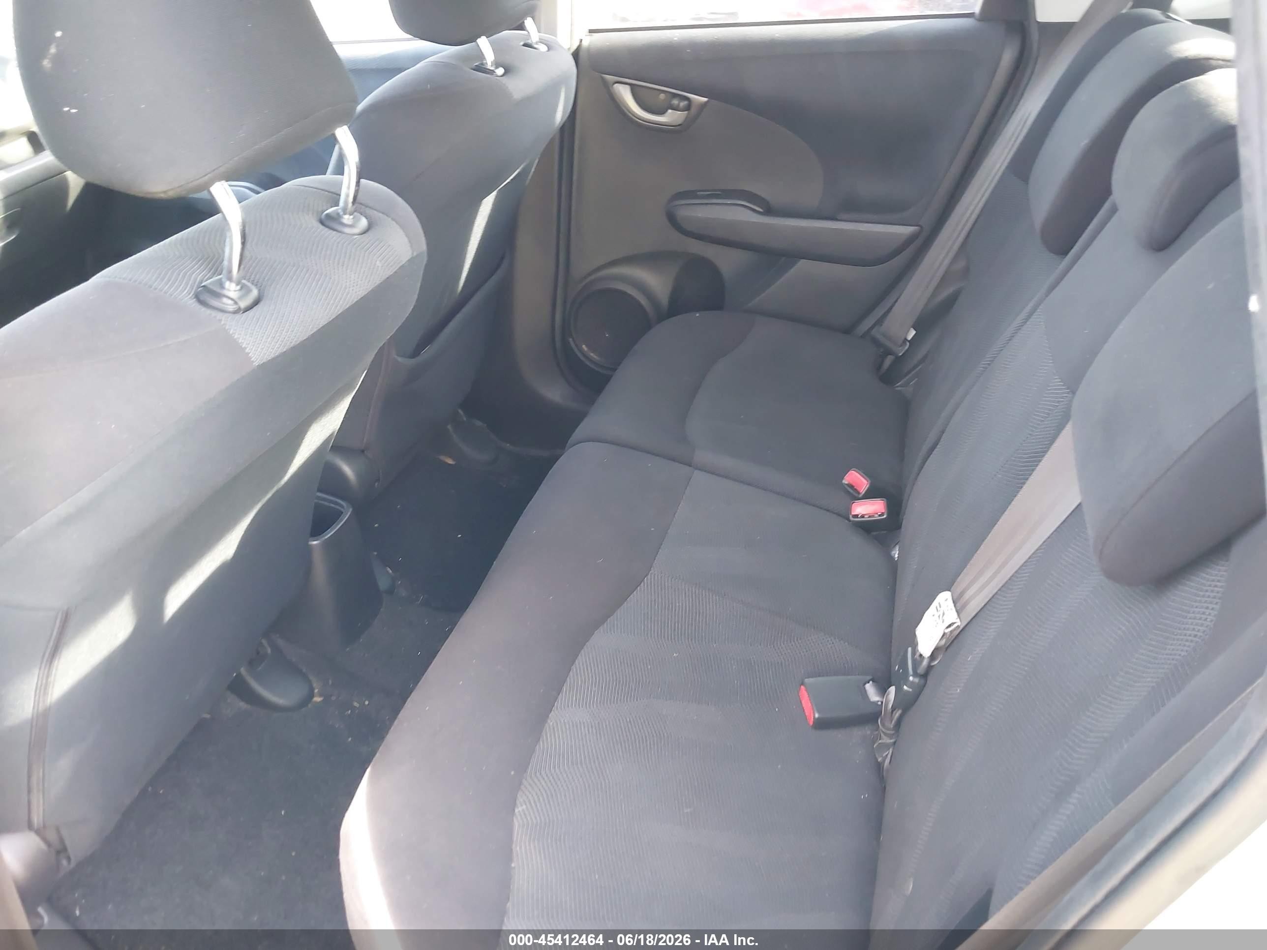 2011 Honda Fit Sport Silver vin: JHMGE8H56BC001457