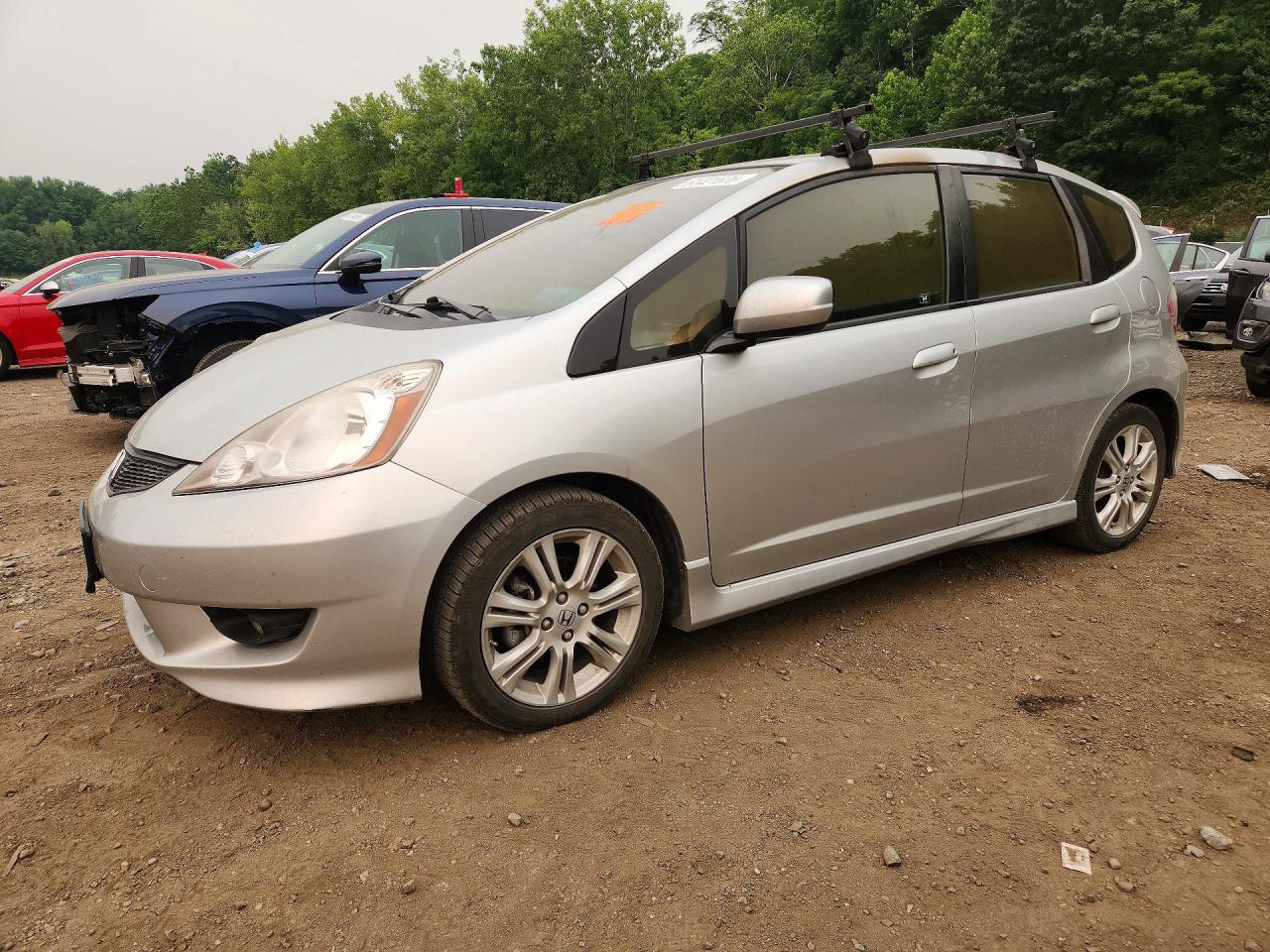 2011 Honda Fit Sport Серебряный vin: JHMGE8H56BC005914