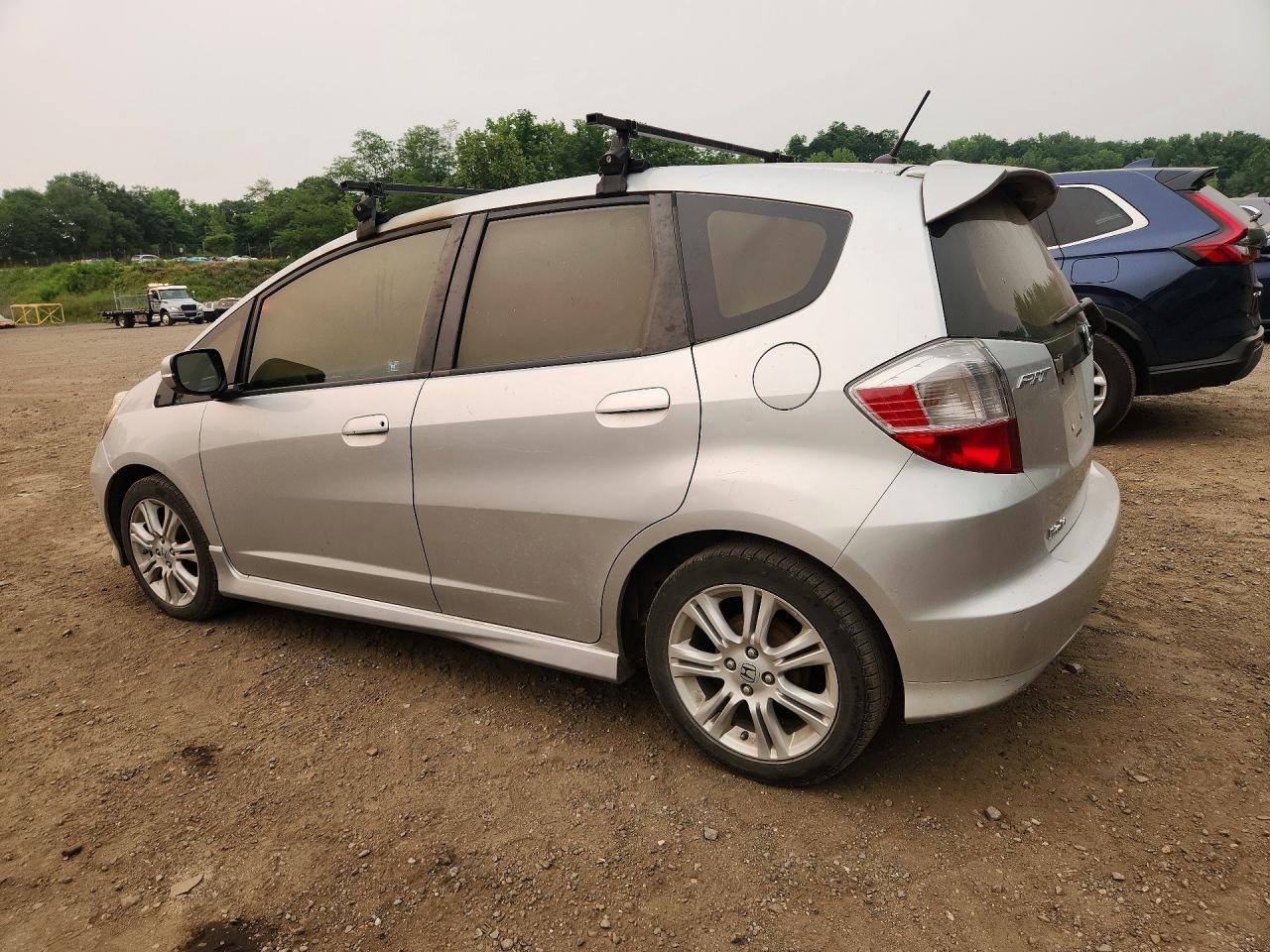 2011 Honda Fit Sport Серебряный vin: JHMGE8H56BC005914