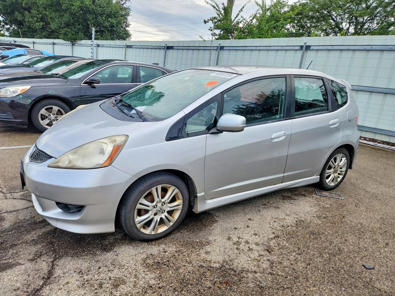 2011 Honda Fit Sport Silver vin: JHMGE8H56BC013950