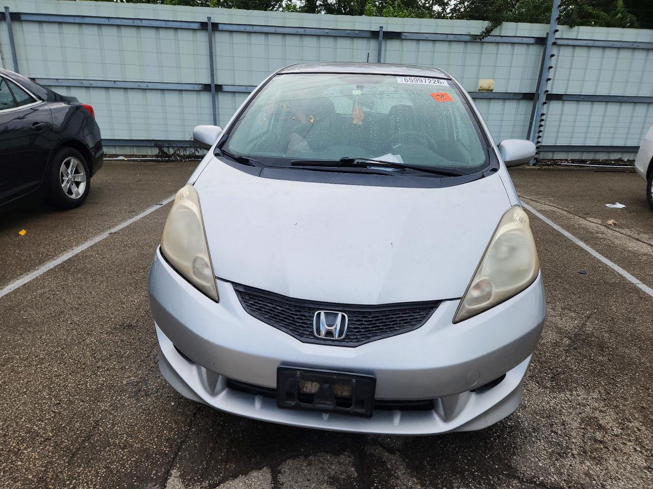 2011 Honda Fit Sport Silver vin: JHMGE8H56BC013950