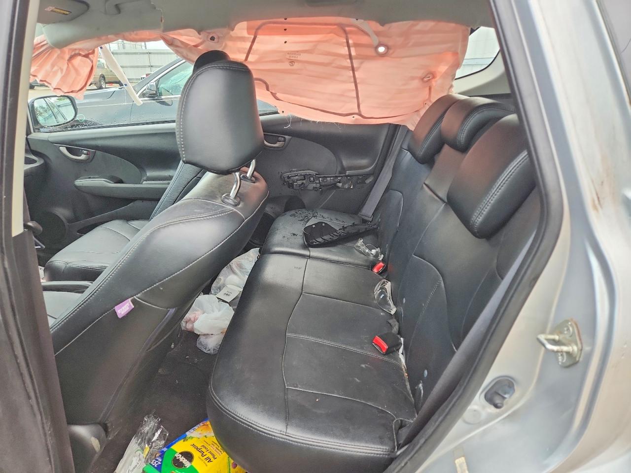 2011 Honda Fit Sport Silver vin: JHMGE8H56BC013950
