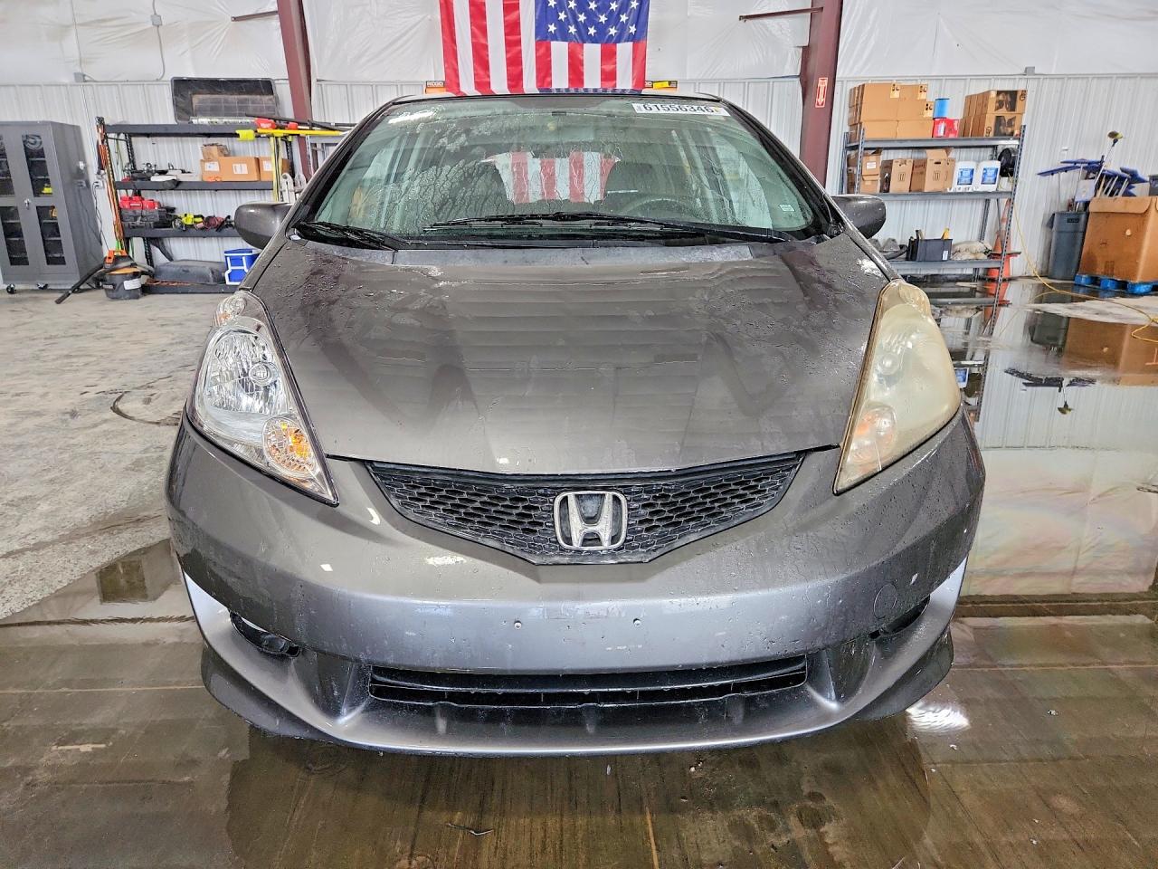 2011 Honda Fit Sport Gray vin: JHMGE8H56BC024897