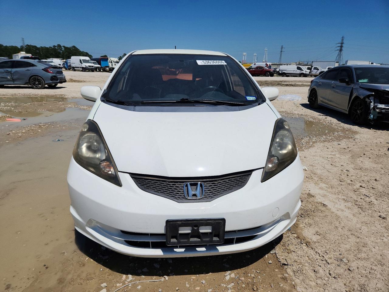 2012 Honda Fit Sport Белый vin: JHMGE8H56CC001914