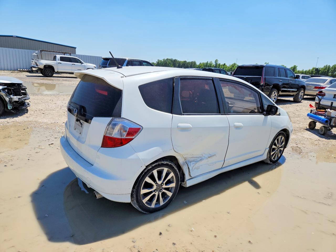 2012 Honda Fit Sport Белый vin: JHMGE8H56CC001914