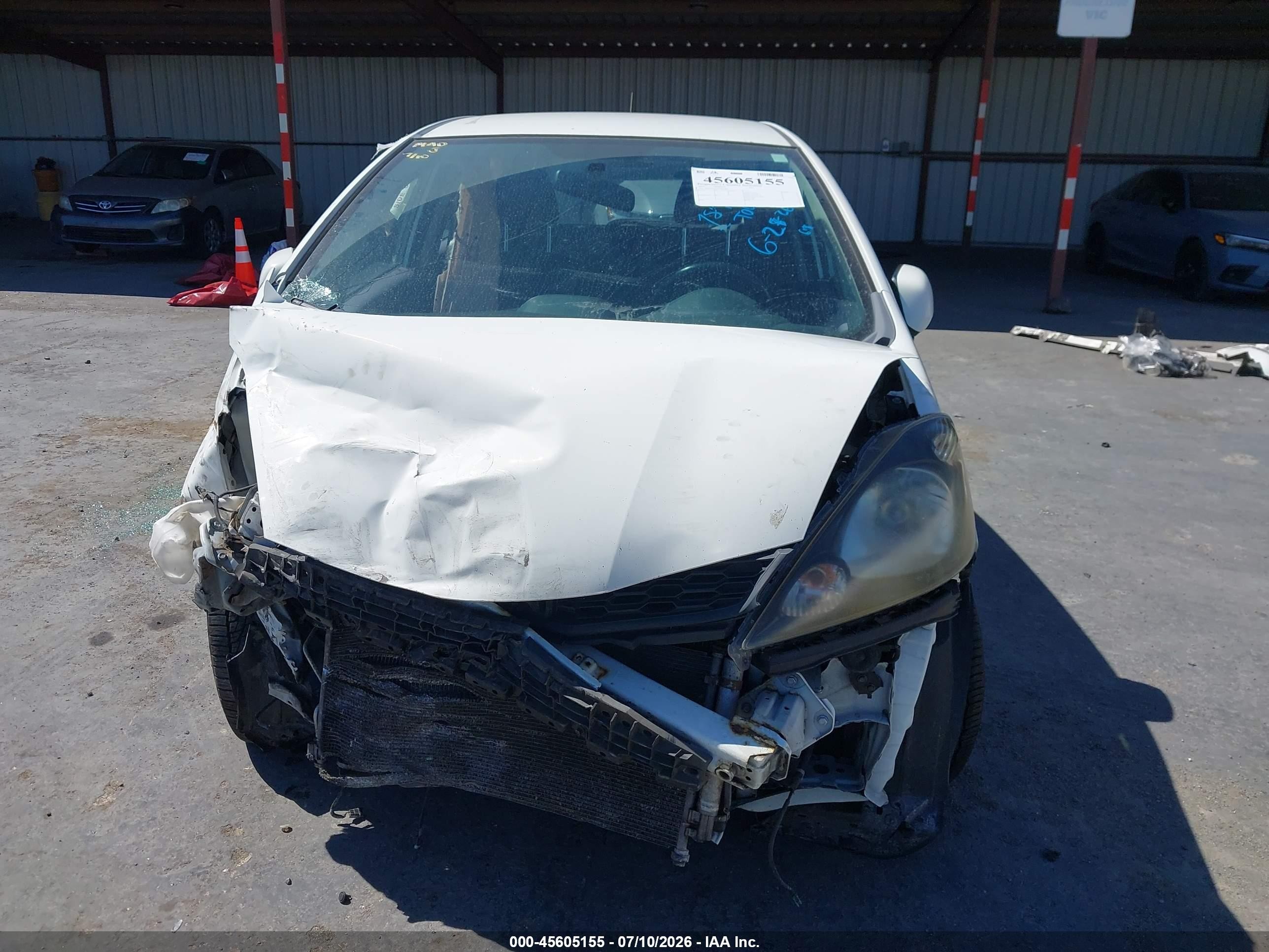 2012 Honda Fit Sport Белый vin: JHMGE8H56CC007468