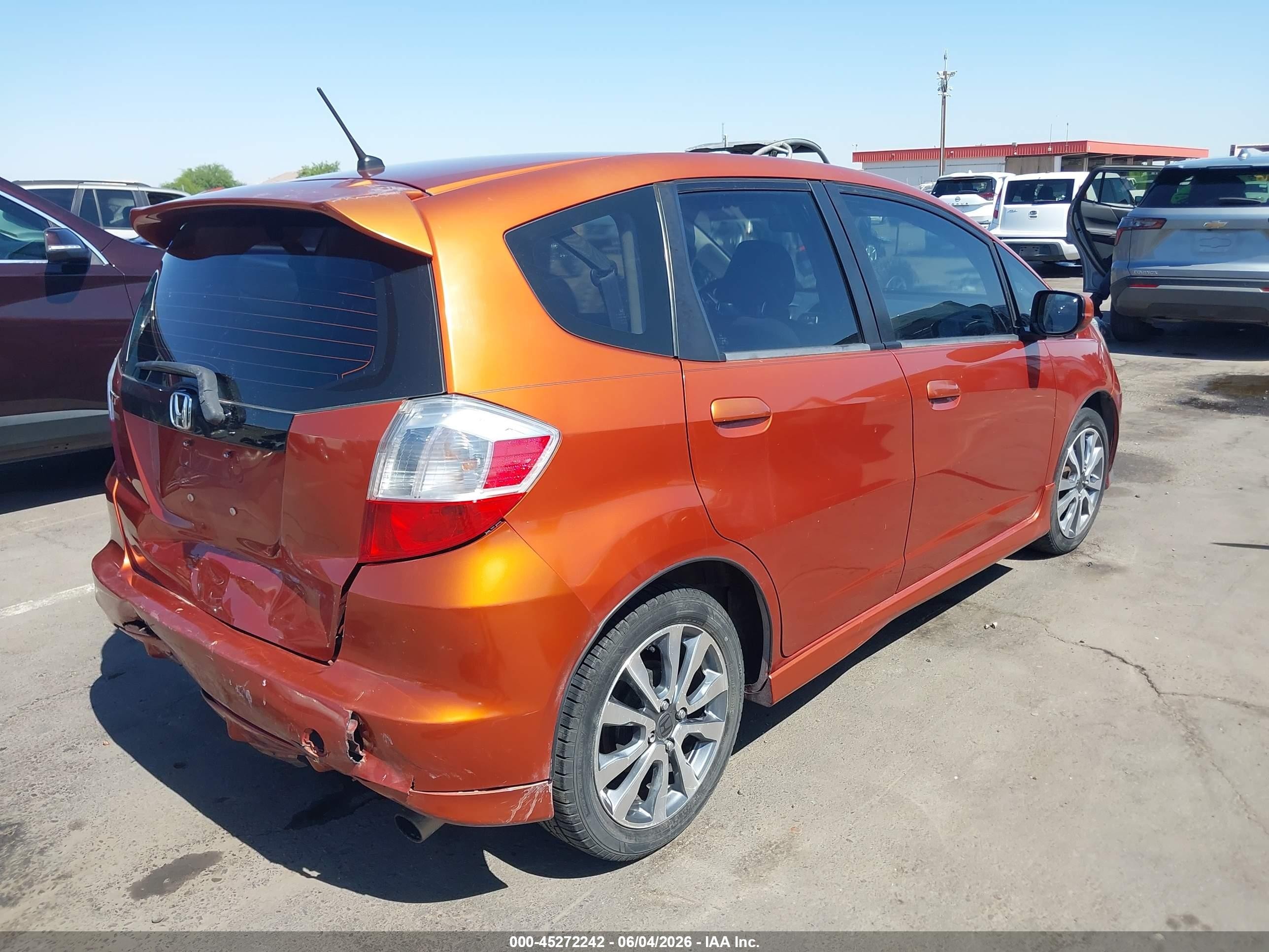 2012 Honda Fit Sport Orange vin: JHMGE8H56CC012587