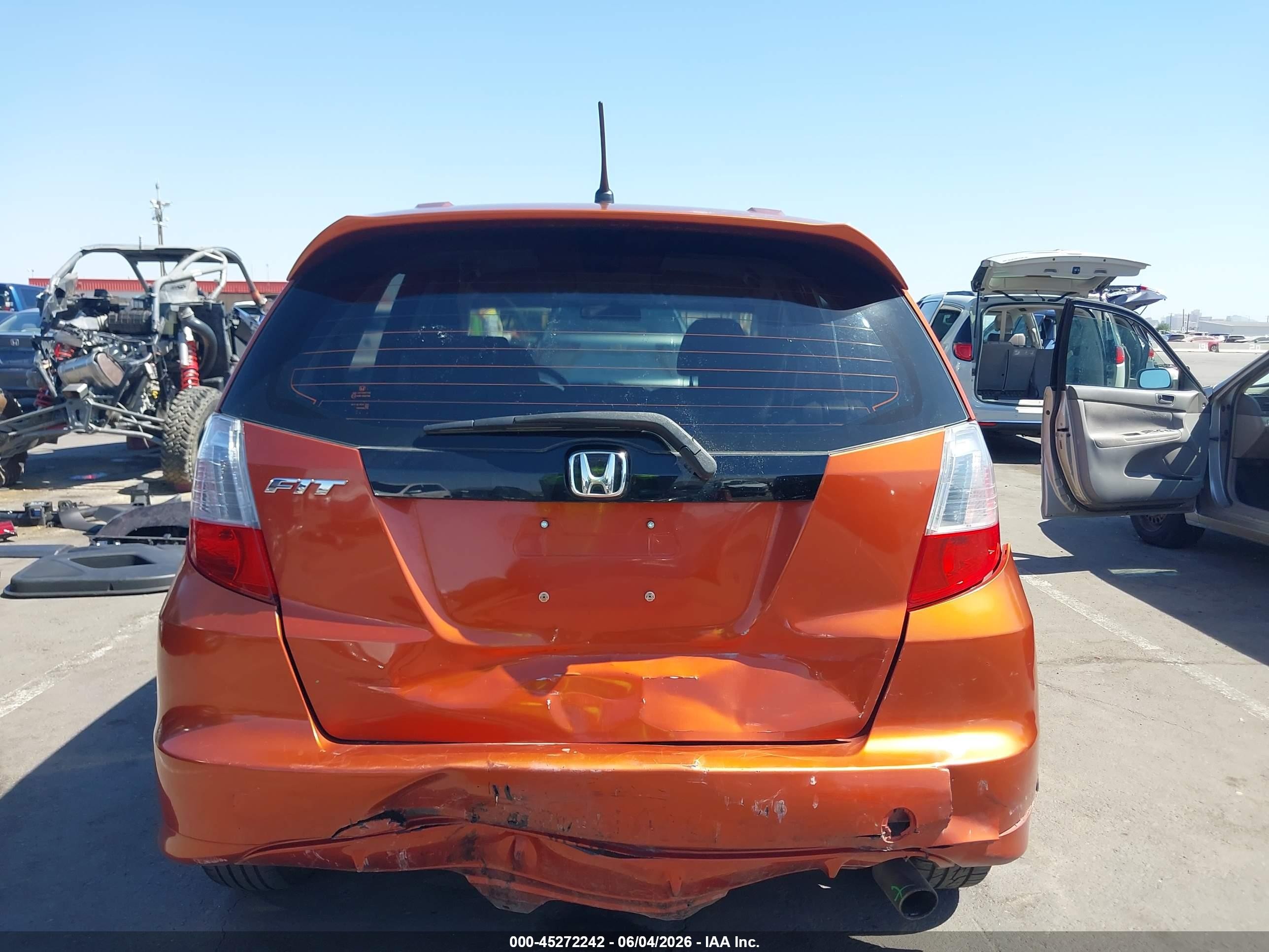 2012 Honda Fit Sport Orange vin: JHMGE8H56CC012587