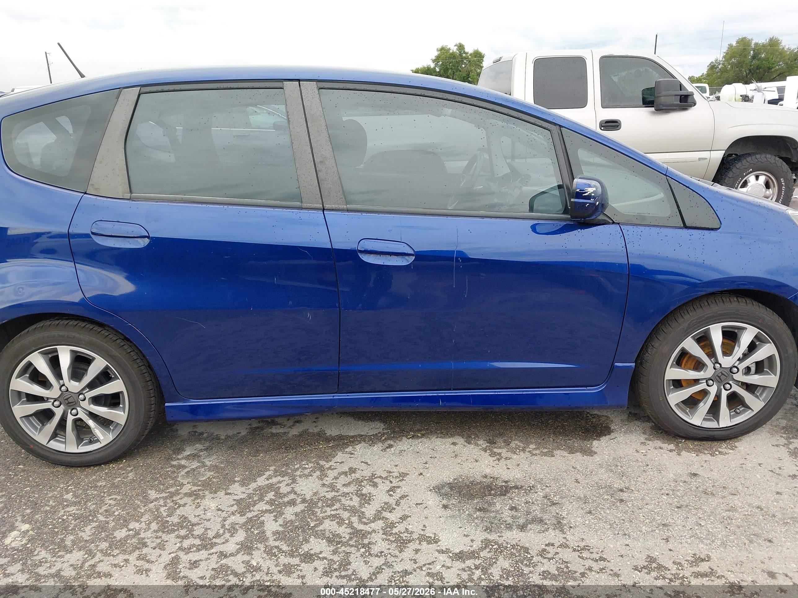 2012 Honda Fit Sport Dark Blue vin: JHMGE8H56CC027221