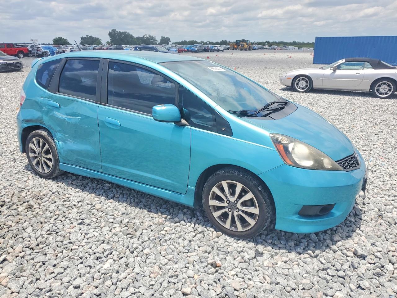 2013 Honda Fit Sport Turquoise vin: JHMGE8H56DC006998