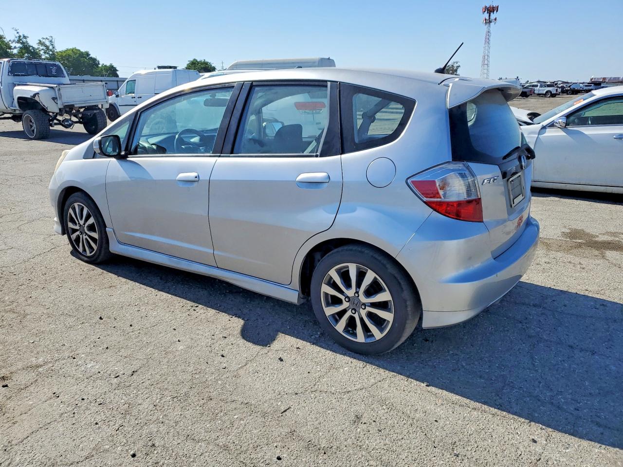 2013 Honda Fit Sport Silver vin: JHMGE8H56DC013109