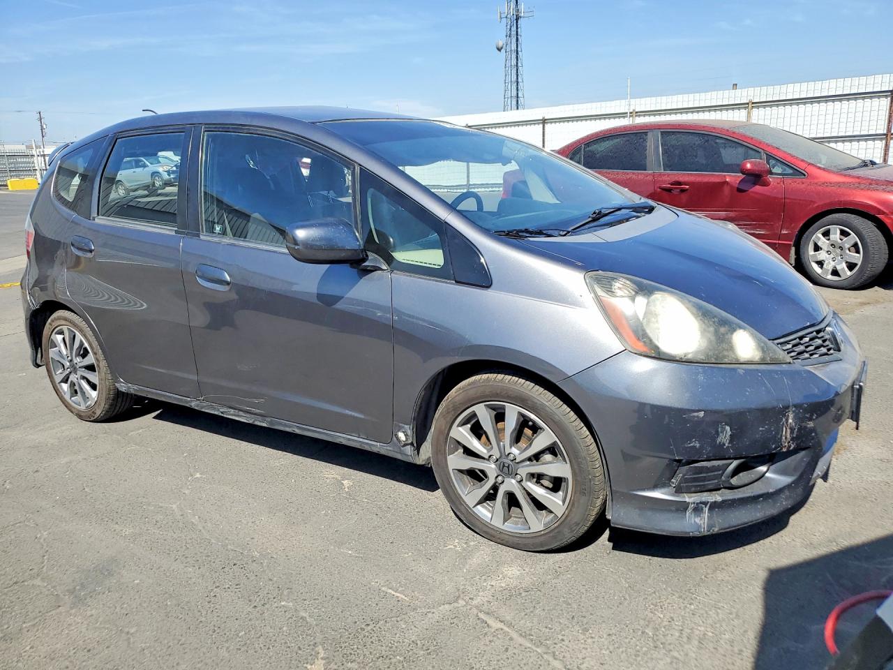 2013 Honda Fit Sport Gray vin: JHMGE8H56DC028080