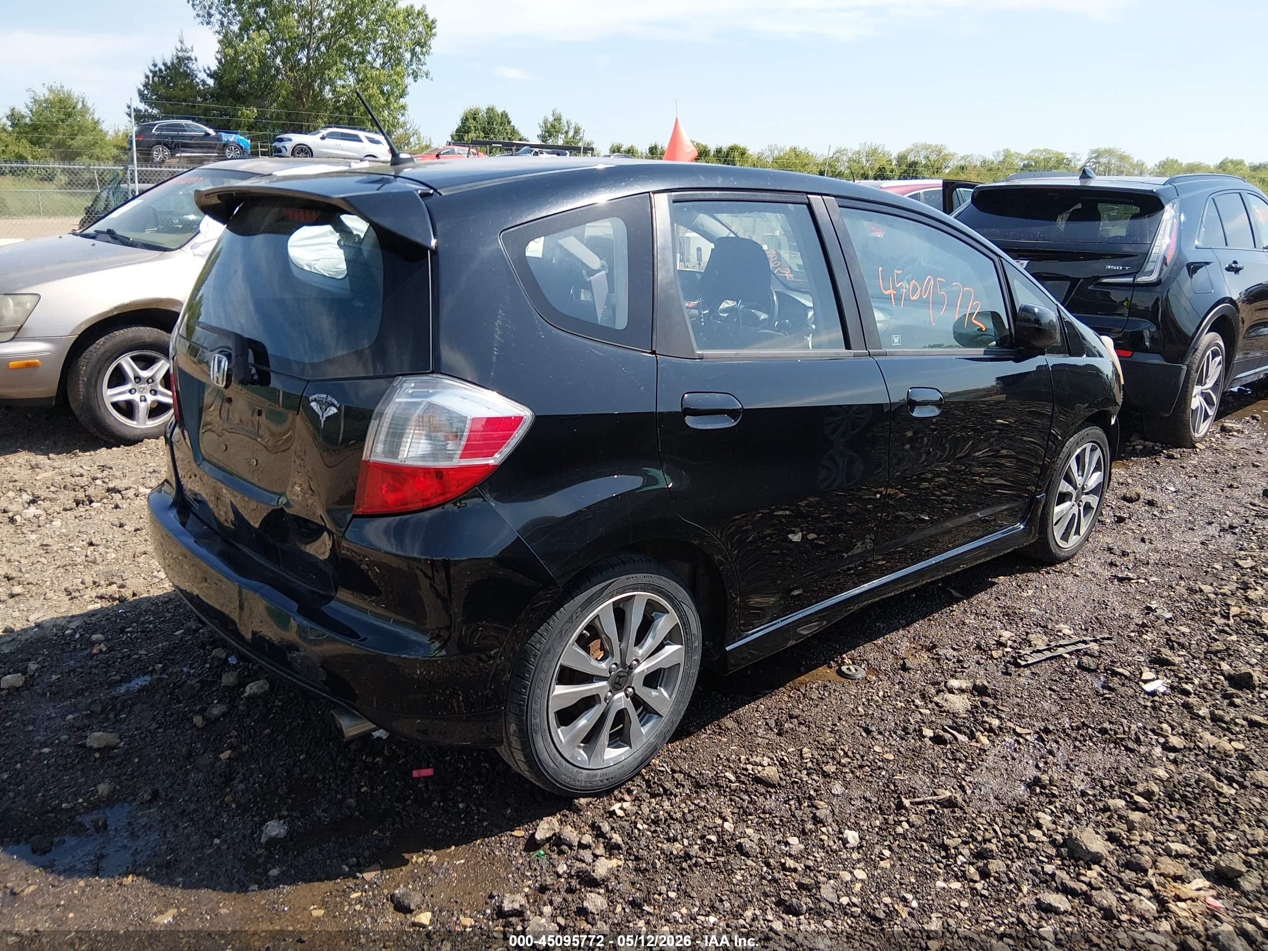 2013 Honda Fit Sport Black vin: JHMGE8H56DC040942