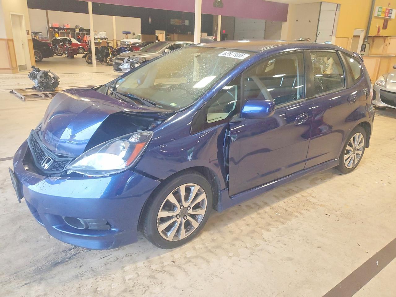 2013 Honda Fit Sport Синий vin: JHMGE8H56DC048832