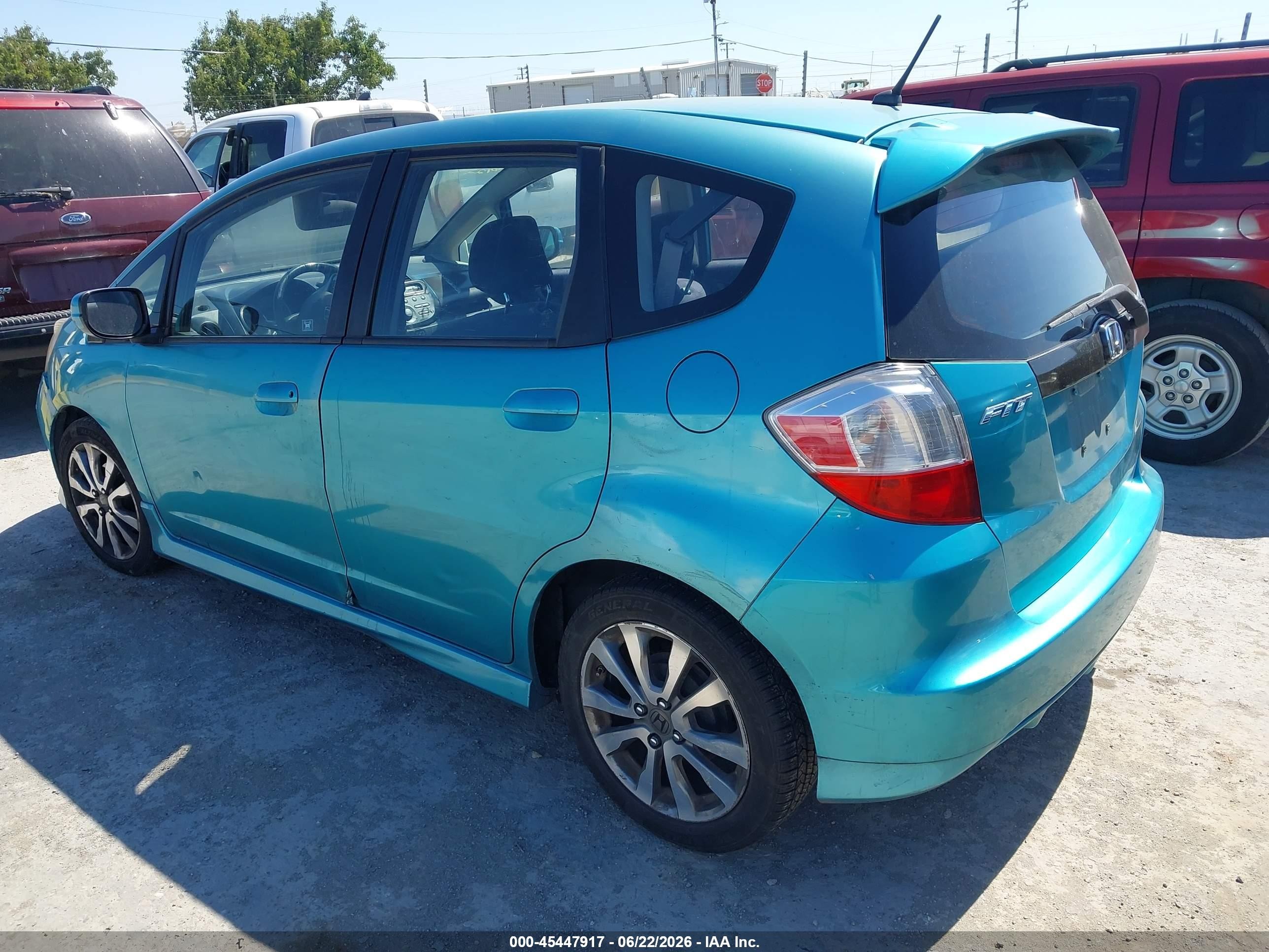 2013 Honda Fit Sport Blue vin: JHMGE8H56DC050578