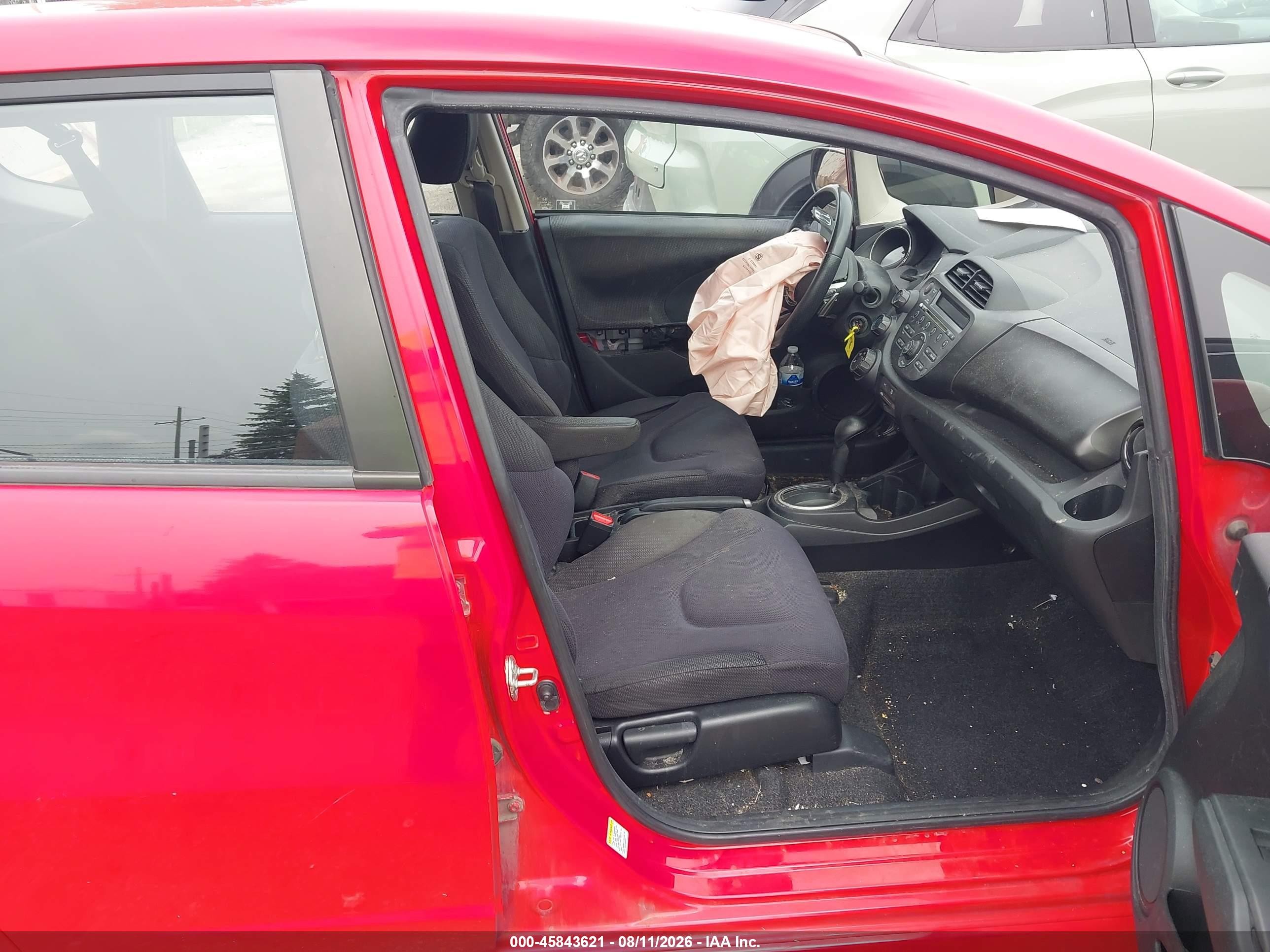 2013 Honda Fit Sport Red vin: JHMGE8H56DC073875