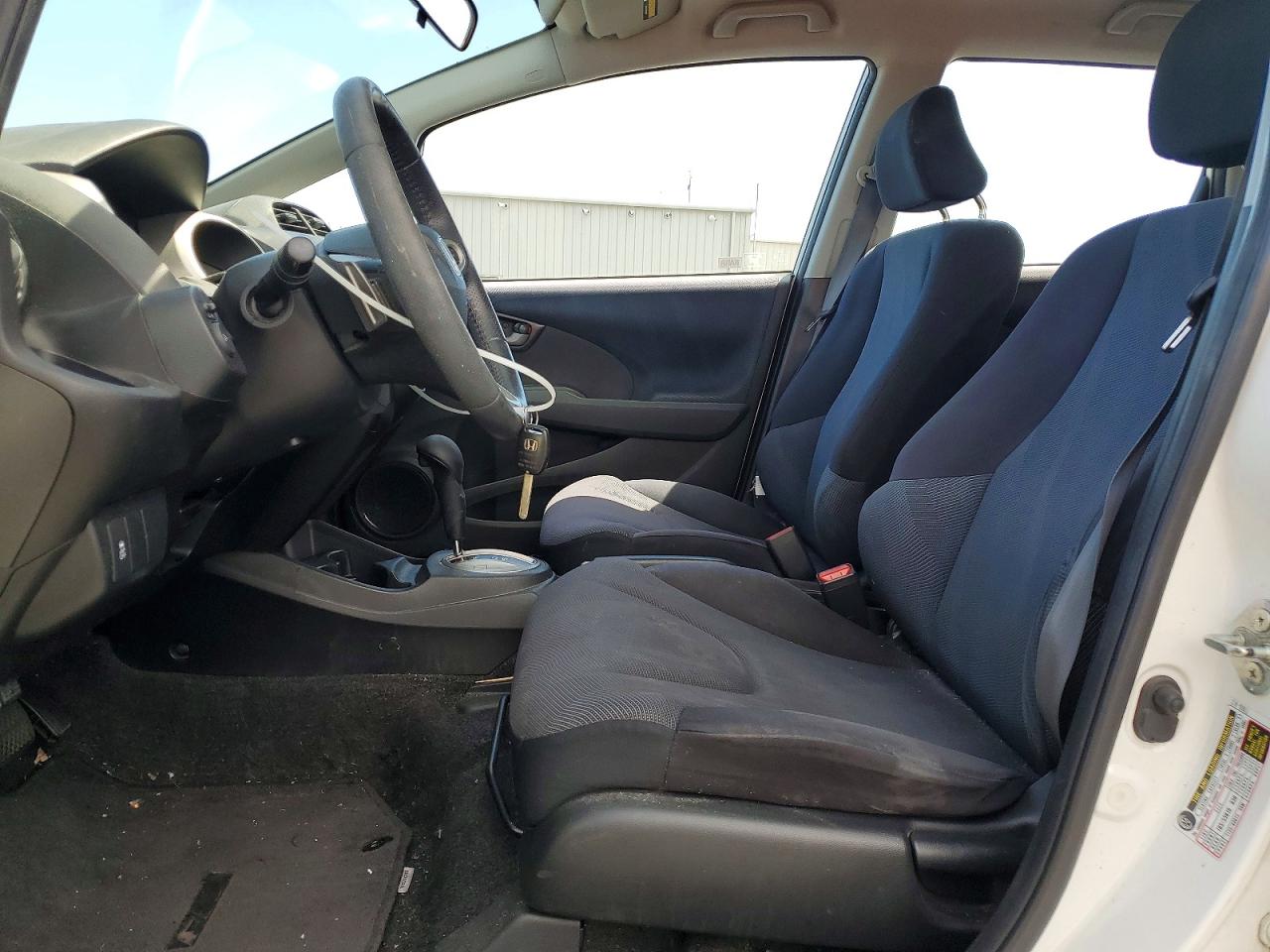 2011 Honda Fit Sport White vin: JHMGE8H57BC007901