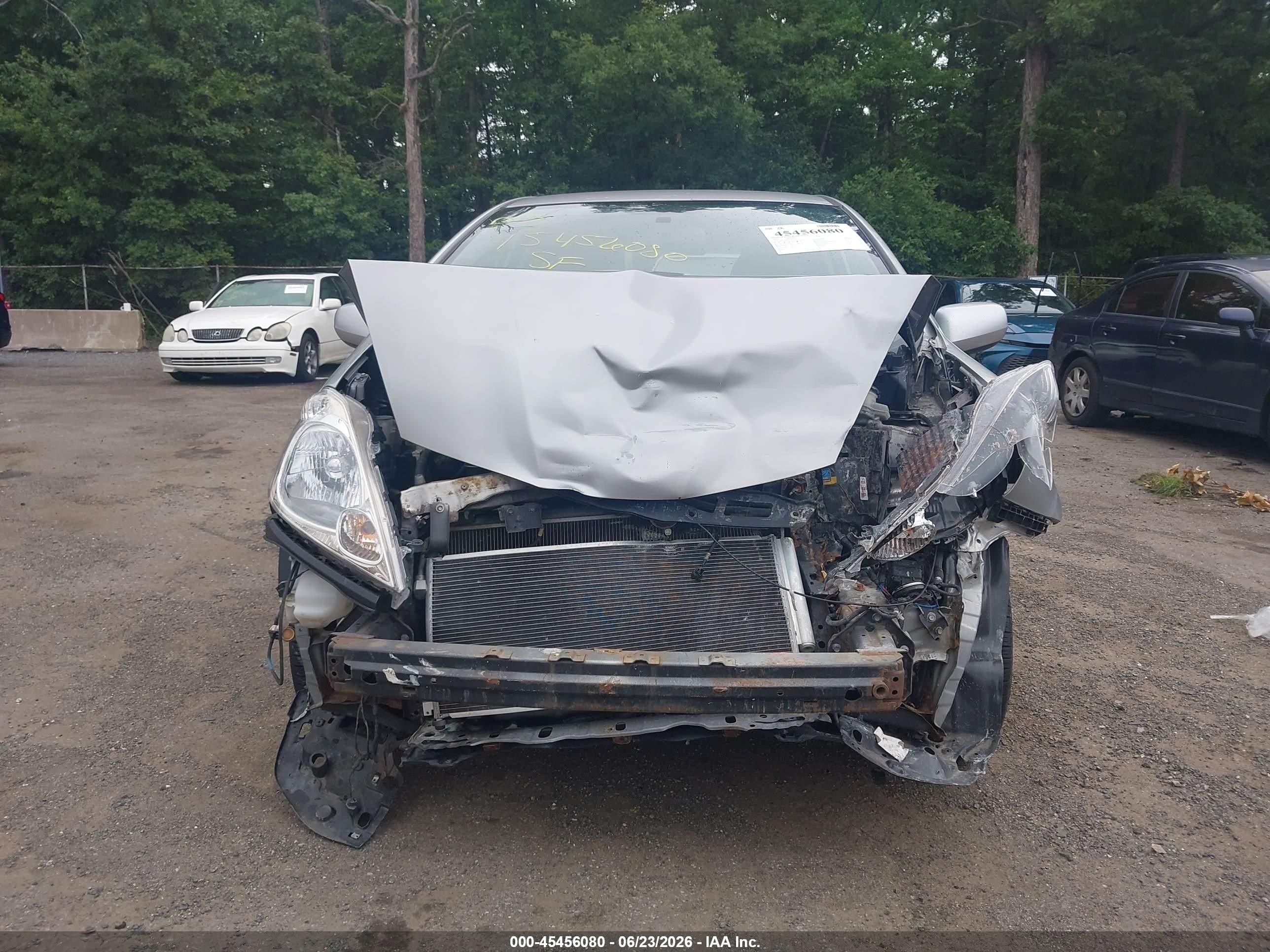 2011 Honda Fit Sport Silver vin: JHMGE8H57BC014167