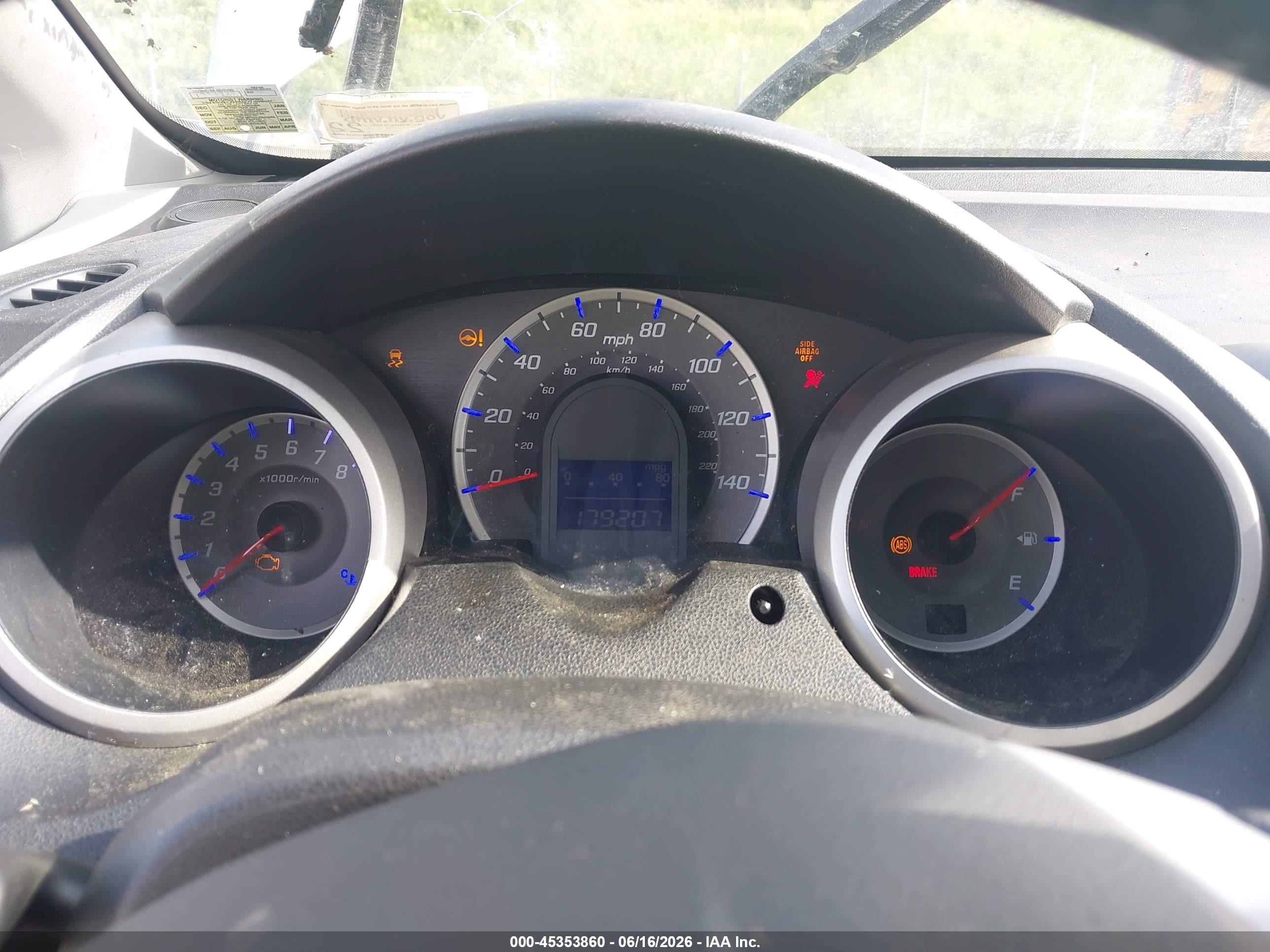 2011 Honda Fit Sport Silver vin: JHMGE8H57BC017392