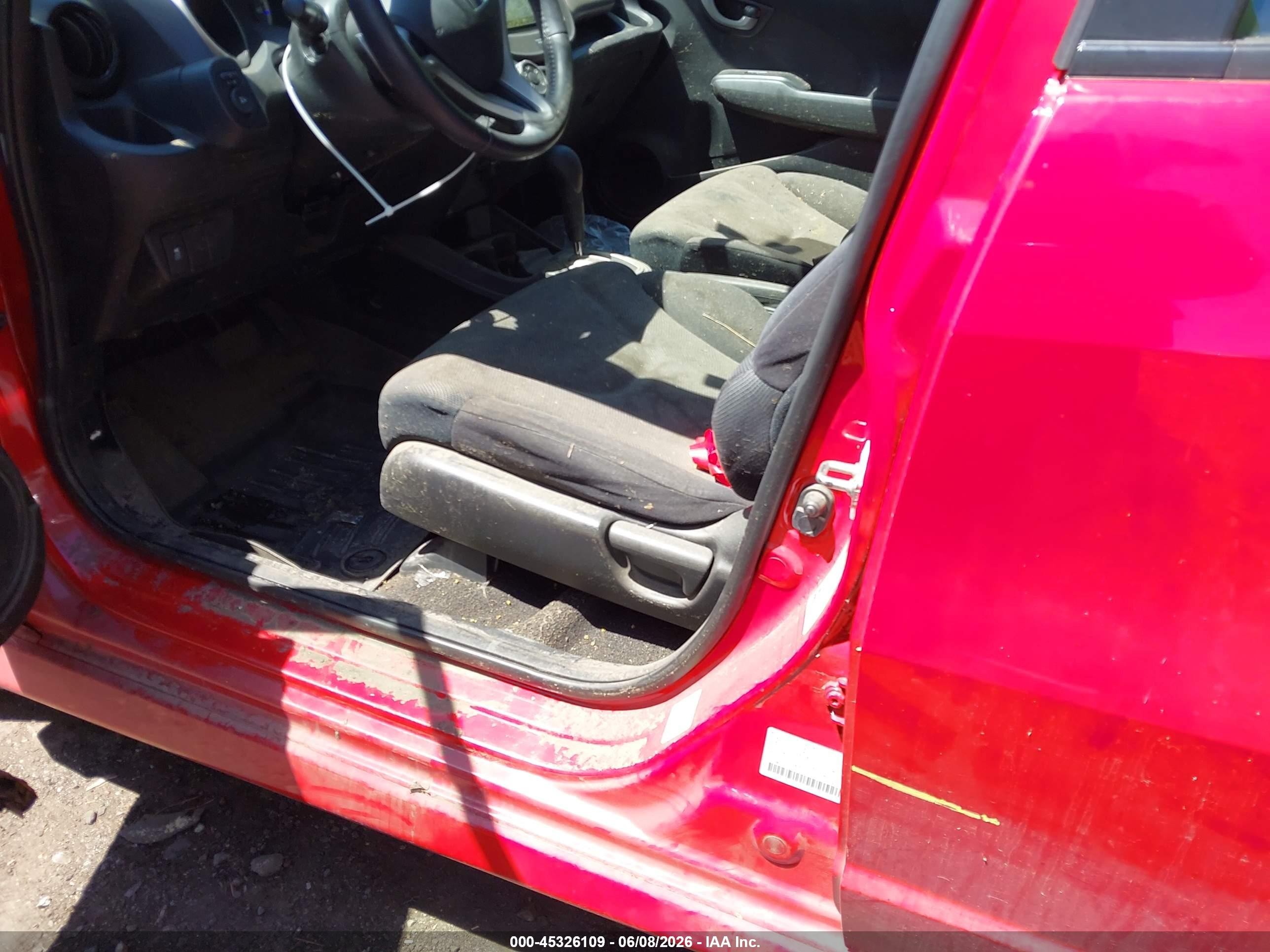 2011 Honda Fit Sport Красный vin: JHMGE8H57BC017831