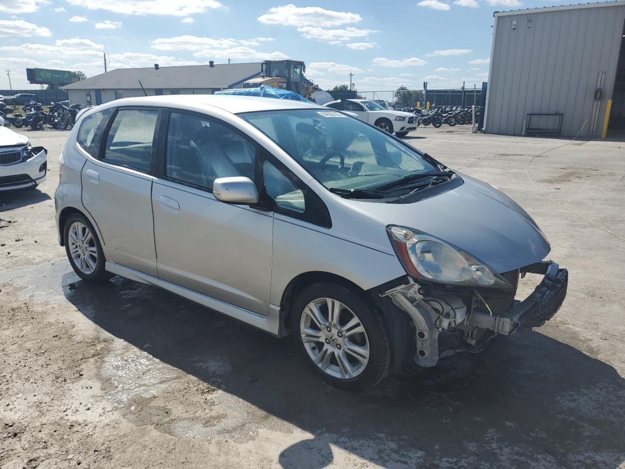 2011 Honda Fit Sport Silver vin: JHMGE8H57BC027713